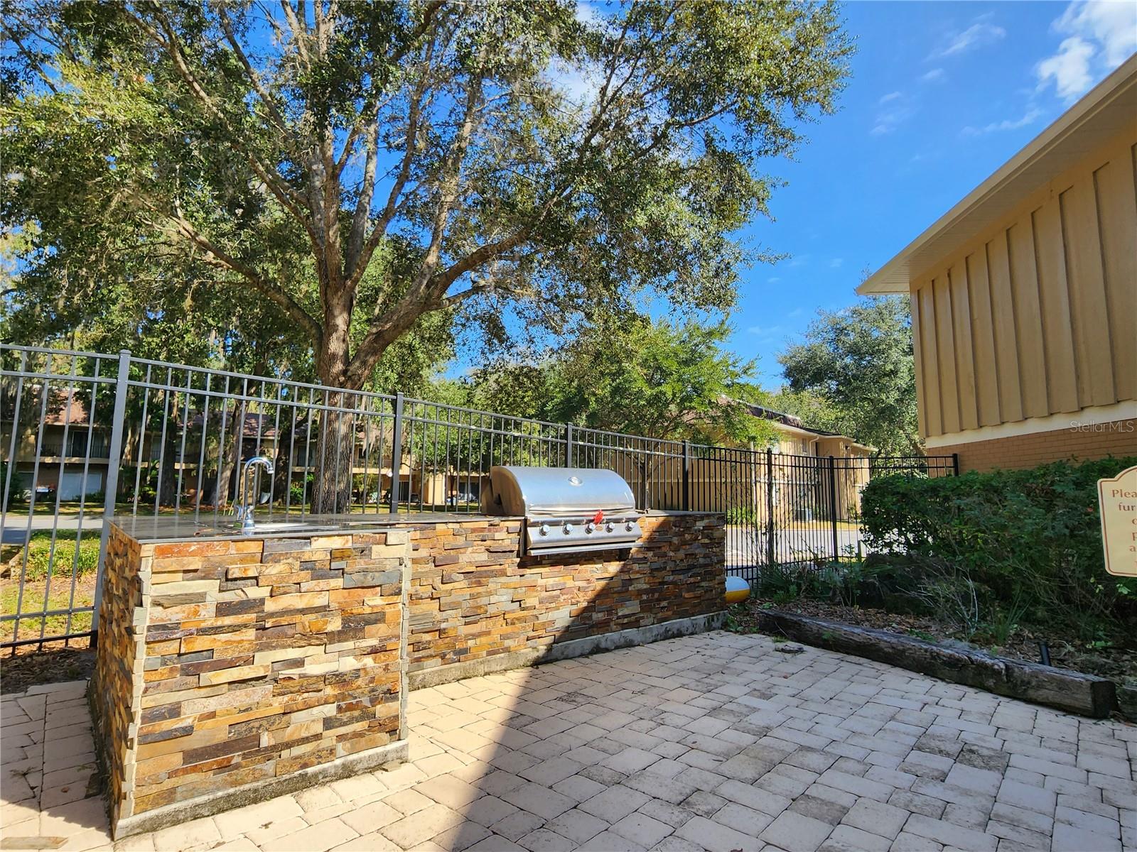 Image 17 of 21 For 507 Nw 39th Rd  237