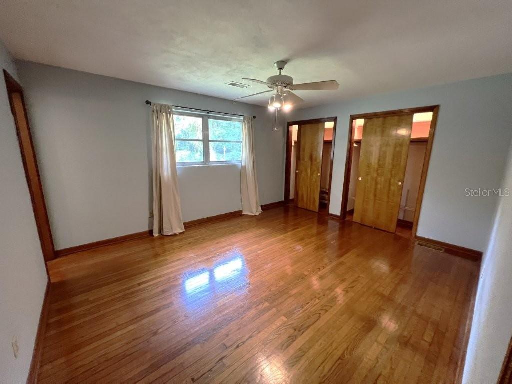 Image 16 of 36 For 106 38th Street