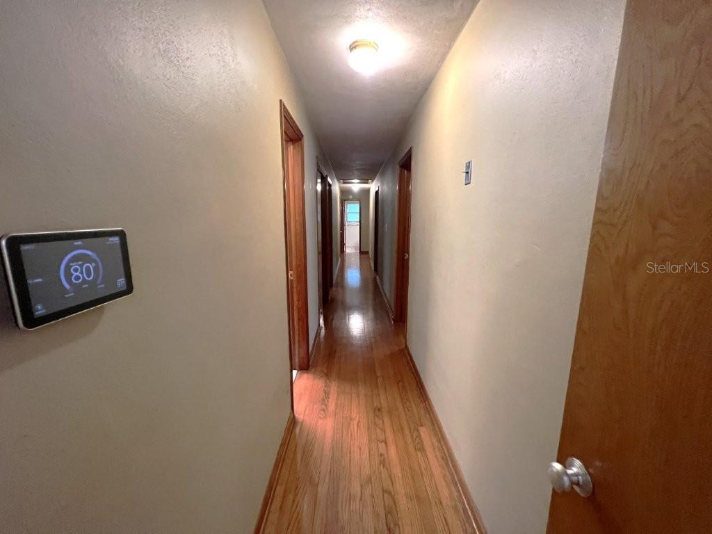 Image 22 of 36 For 106 38th Street