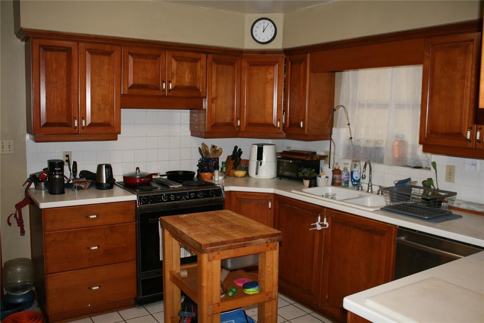 Image 6 of 36 For 106 38th Street