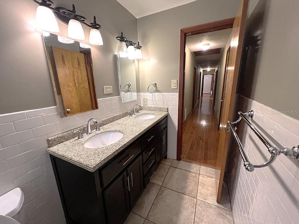 Image 9 of 36 For 106 38th Street