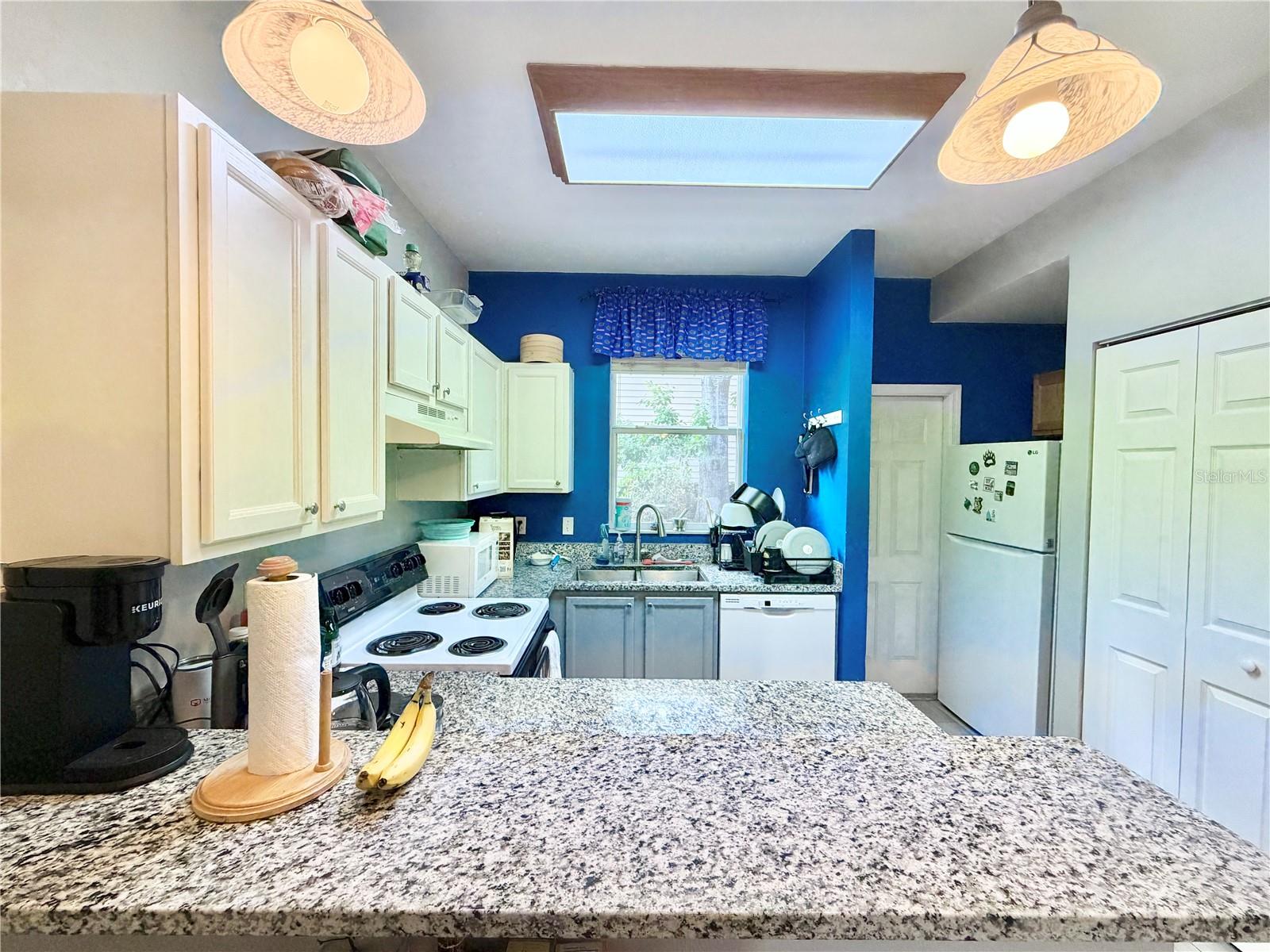 Image 8 of 26 For 3575 30th Way 121