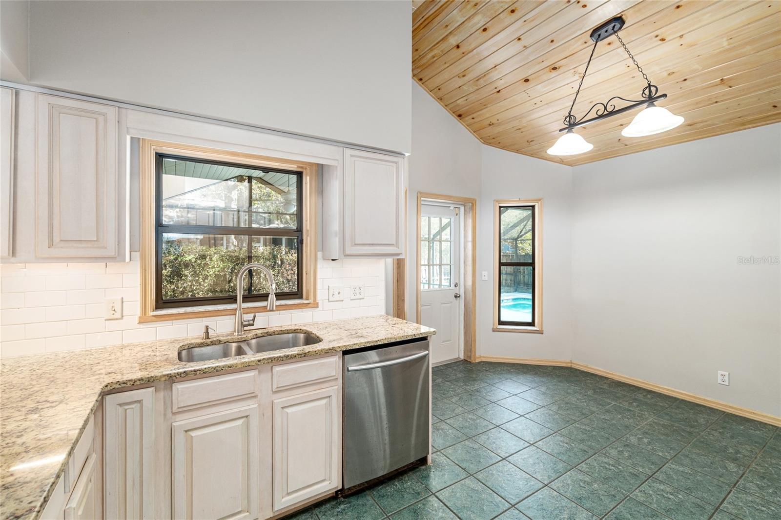 Image 38 of 95 For 2023 76th Terrace