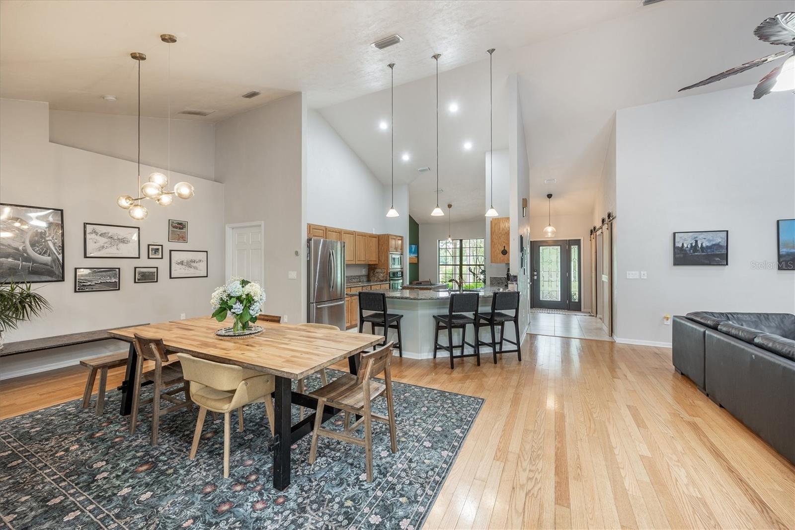 Image 13 of 90 For 9902 124th Terrace