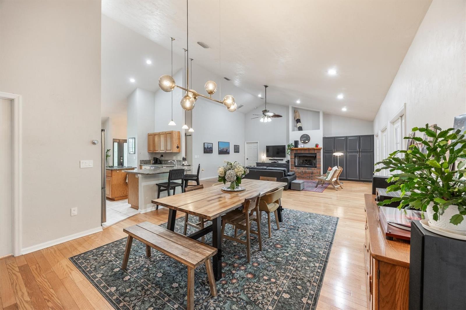 Image 15 of 90 For 9902 124th Terrace