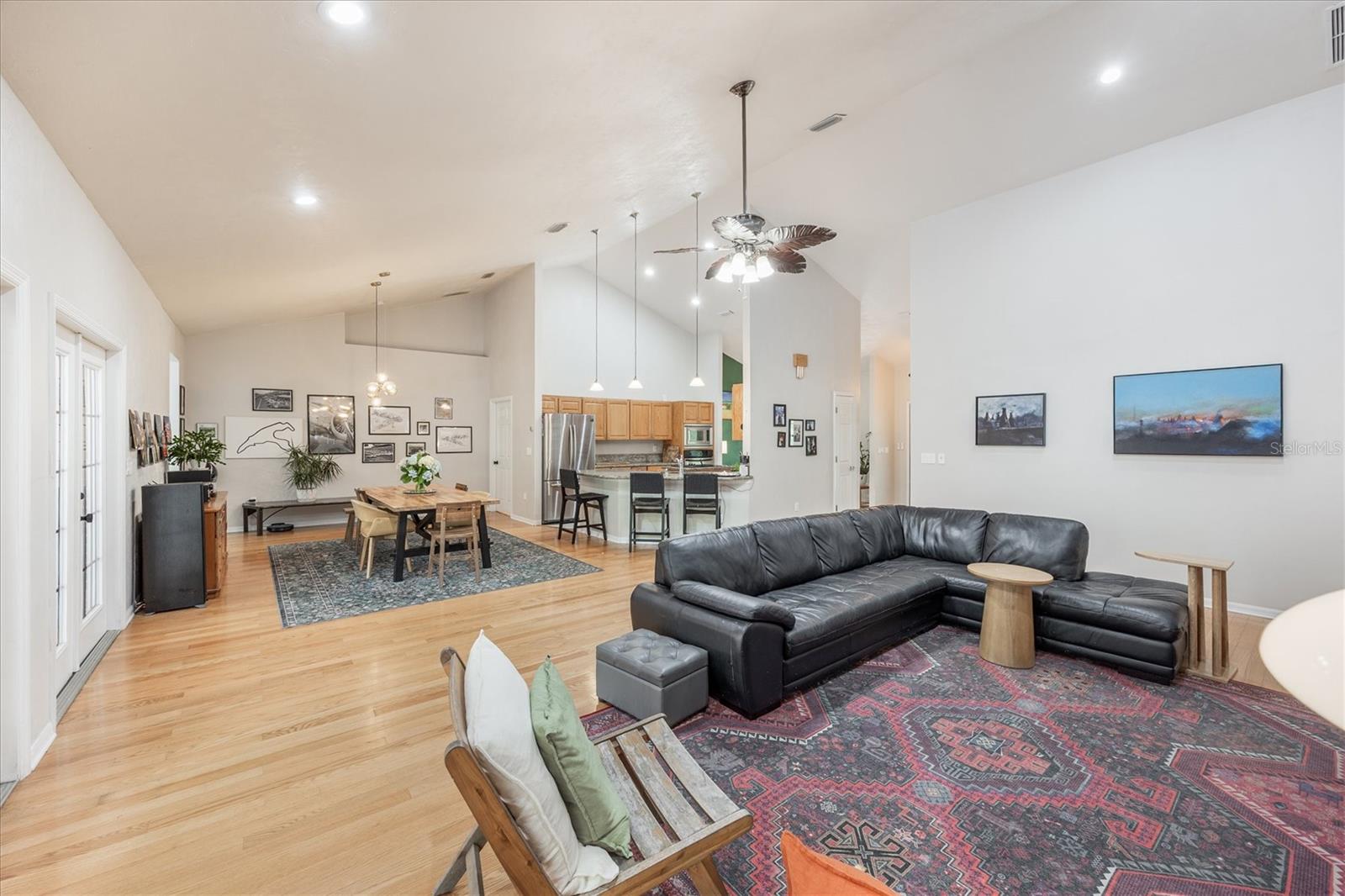 Image 3 of 90 For 9902 124th Terrace