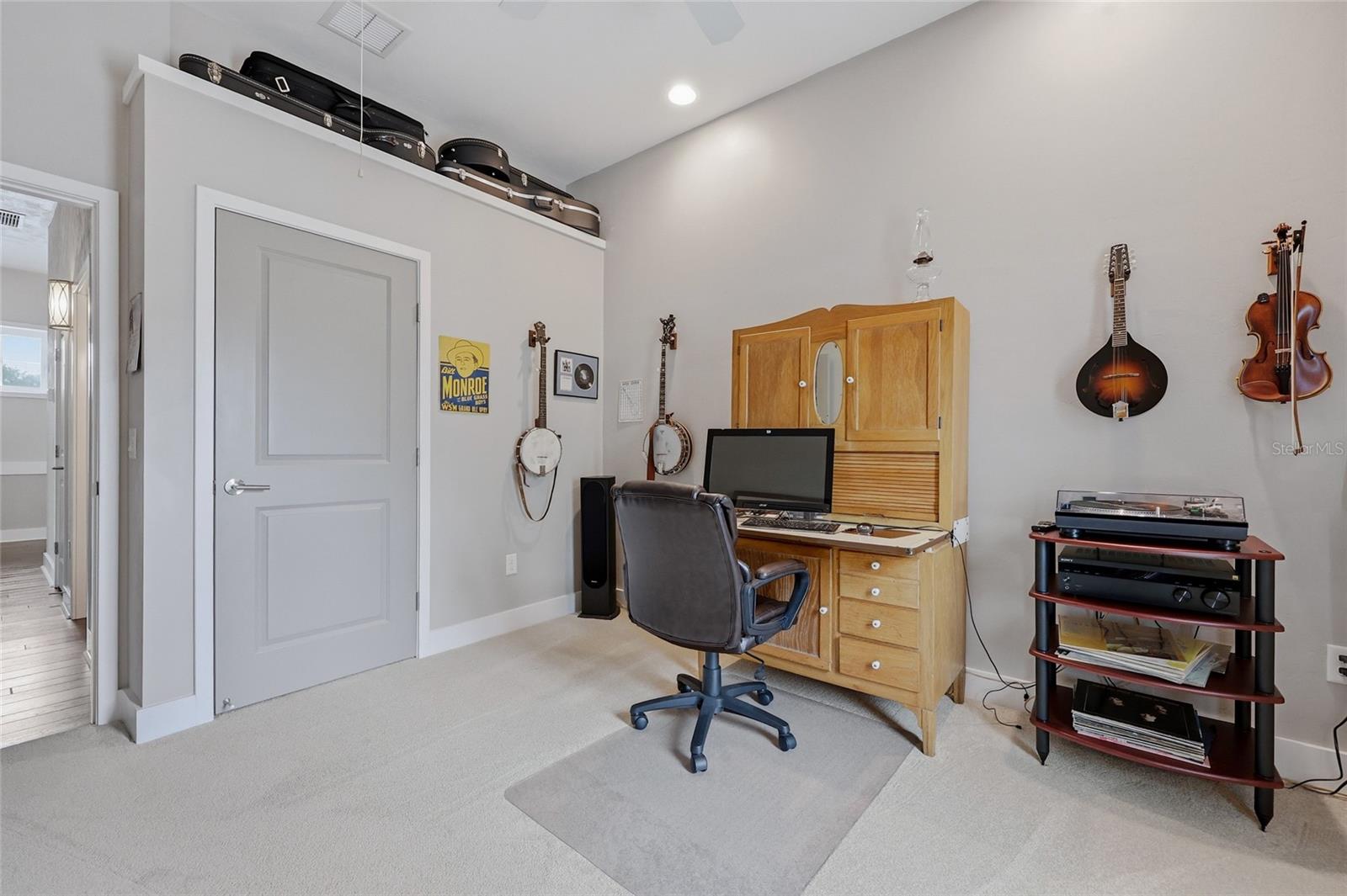 Image 42 of 63 For 742 132nd Drive