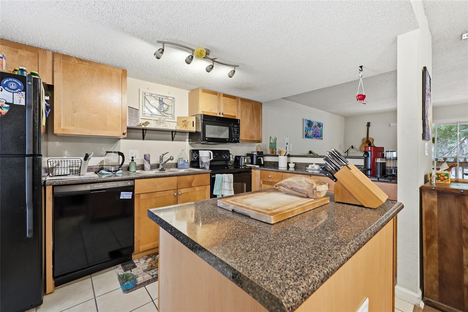 Image 4 of 16 For 1810 23rd Boulevard Bldg 5, 21