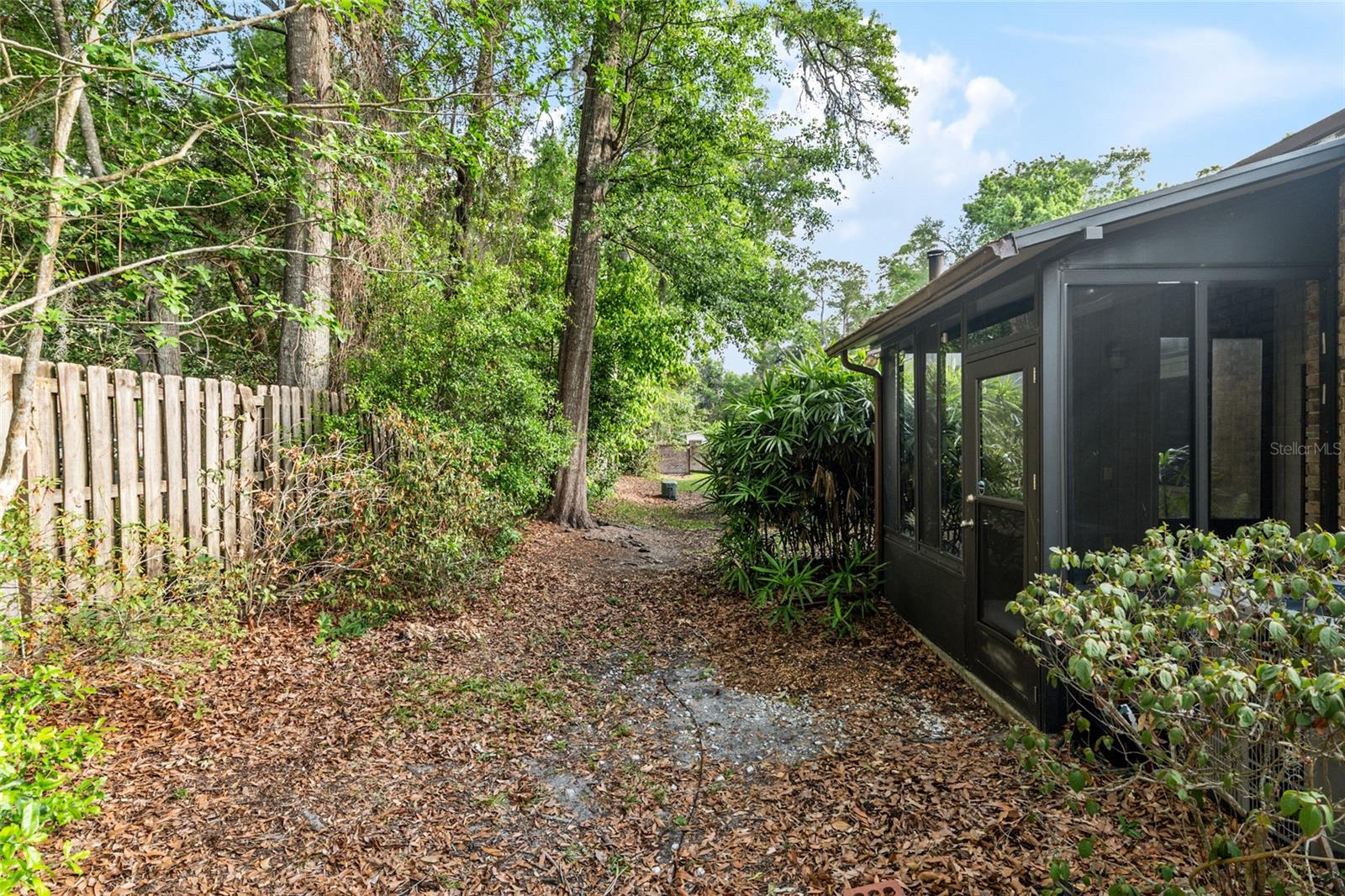 Image 28 of 40 For 2738 39th Drive