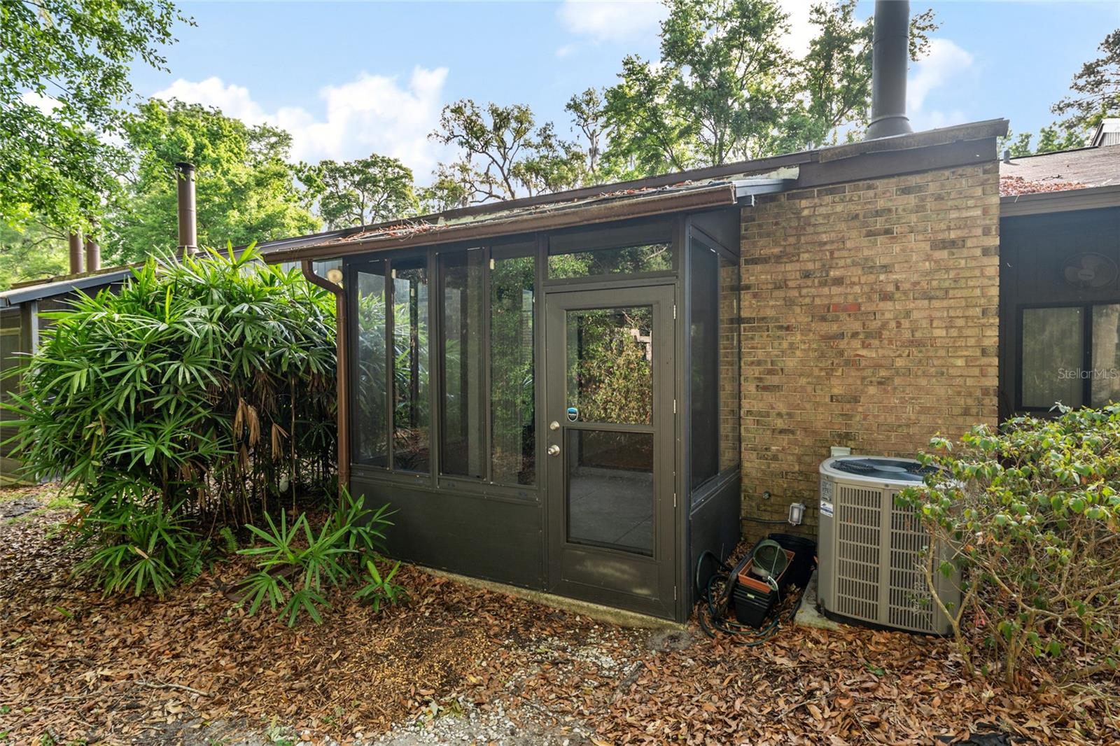 Image 30 of 40 For 2738 39th Drive
