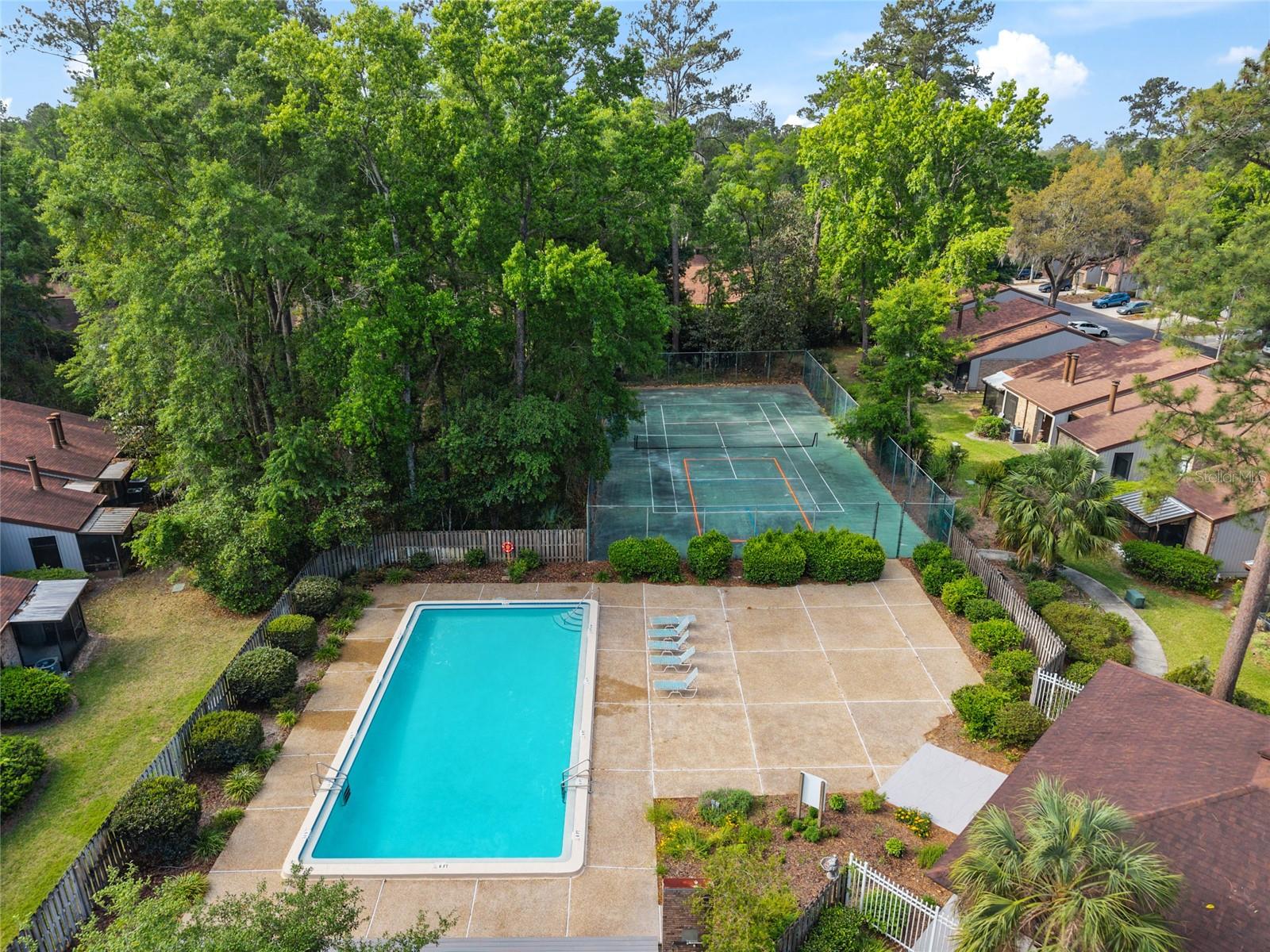 Image 32 of 40 For 2738 39th Drive