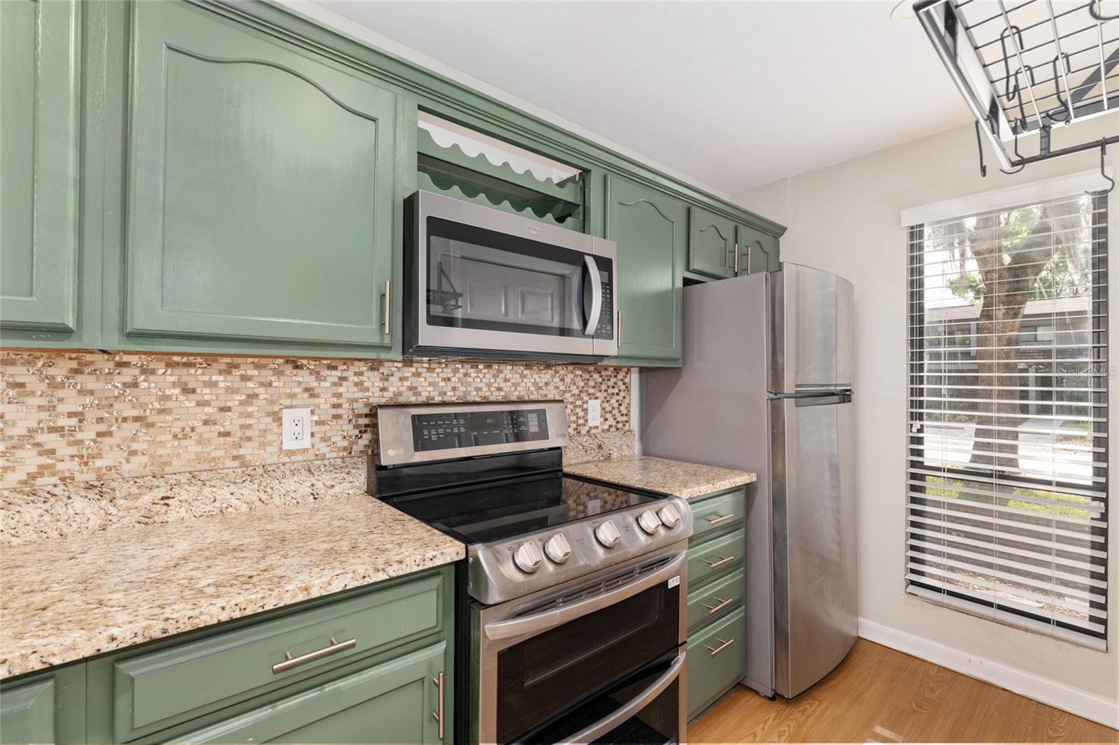 Image 8 of 40 For 2738 39th Drive