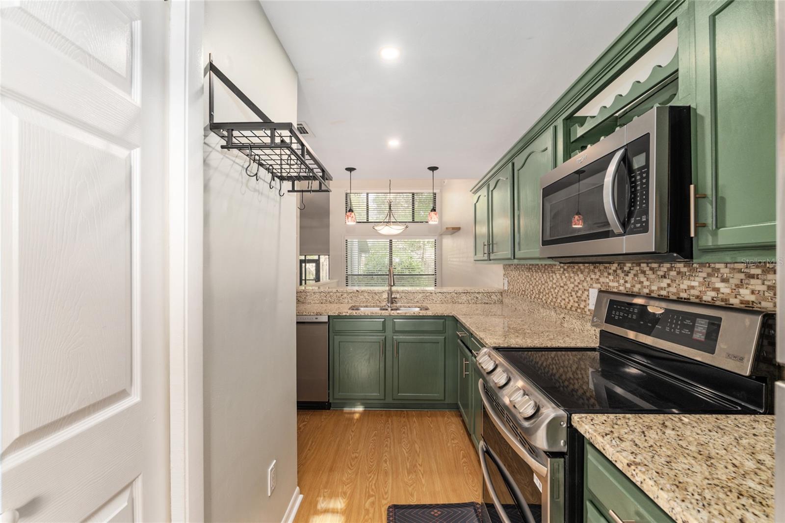 Image 9 of 40 For 2738 39th Drive
