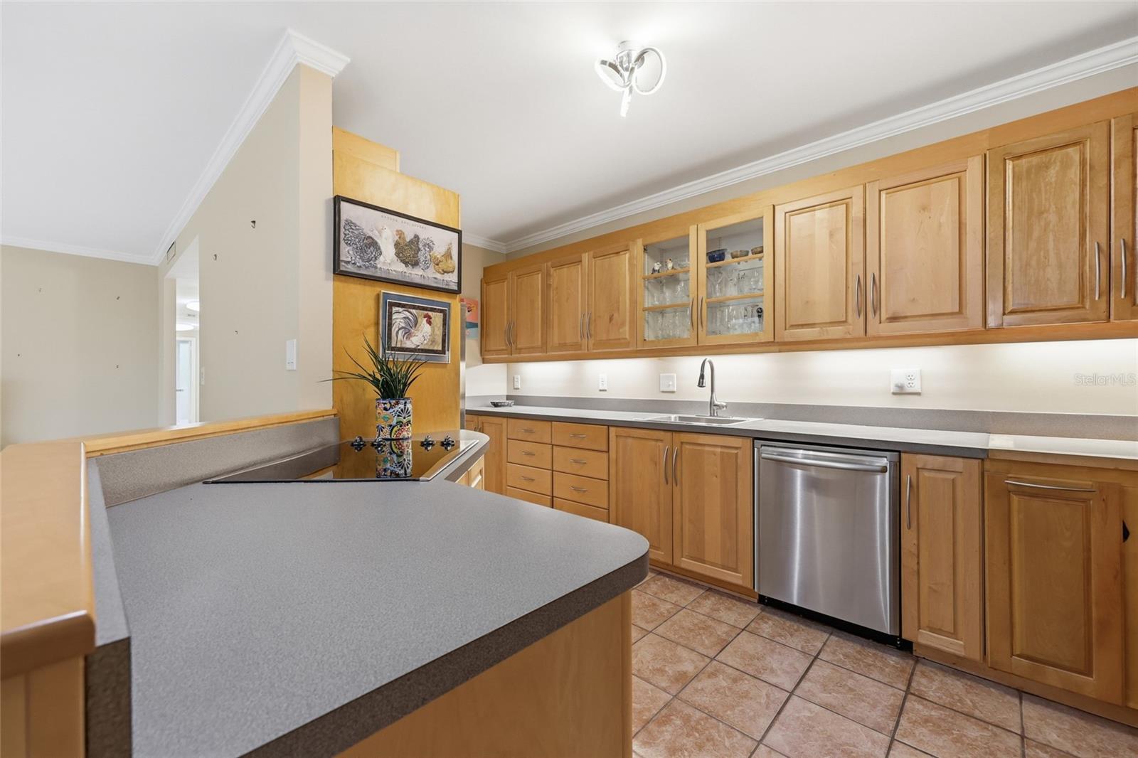 Image 11 of 34 For 1719 23rd Avenue 3e