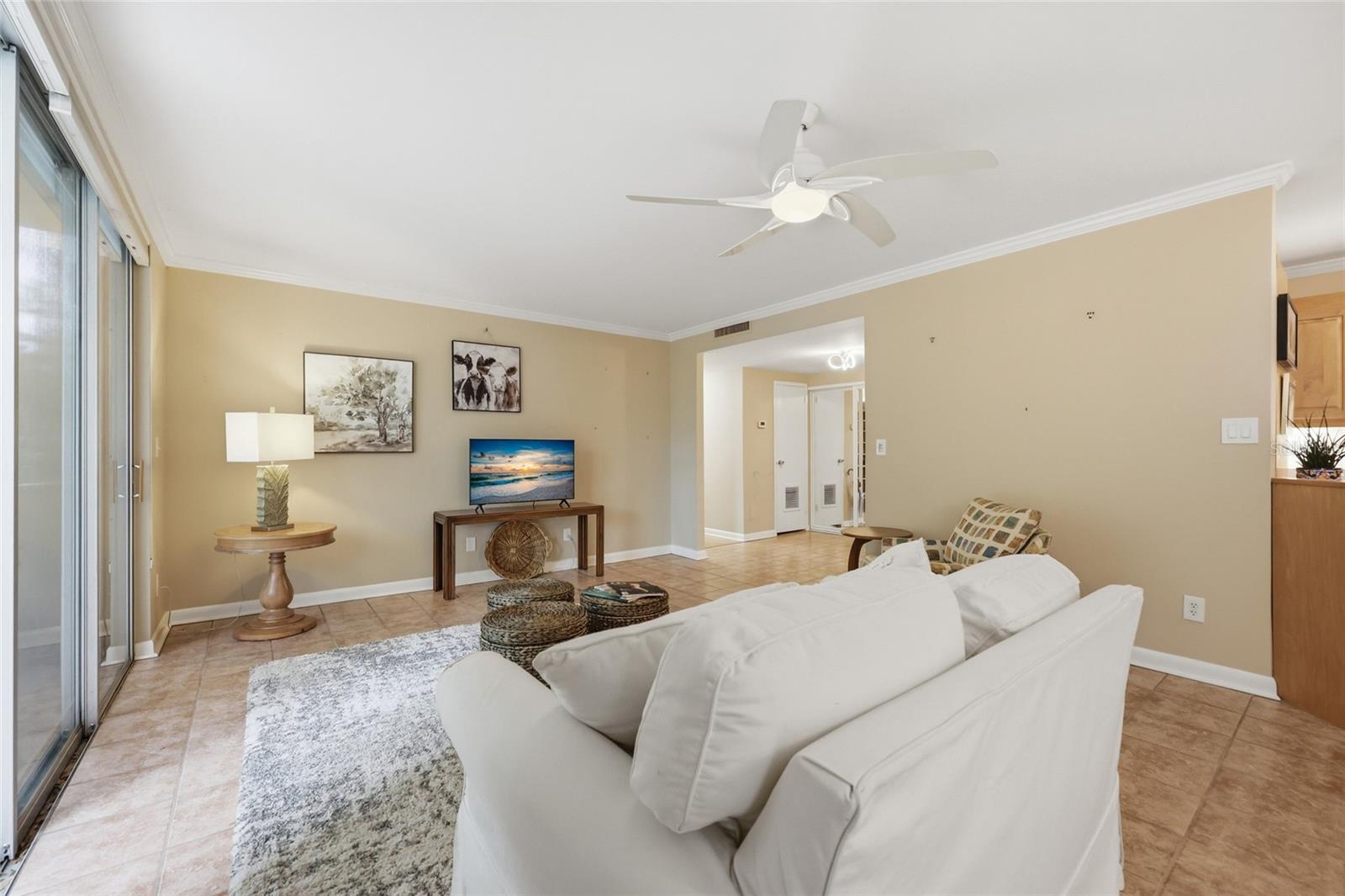 Image 8 of 34 For 1719 23rd Avenue 3e