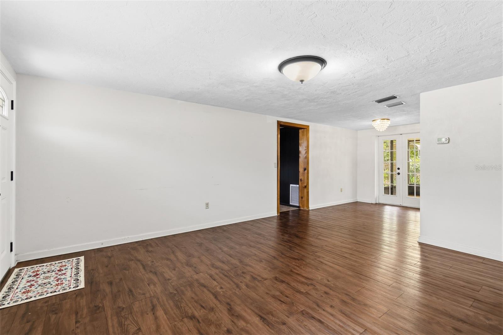 Image 12 of 41 For 17351 243rd Street