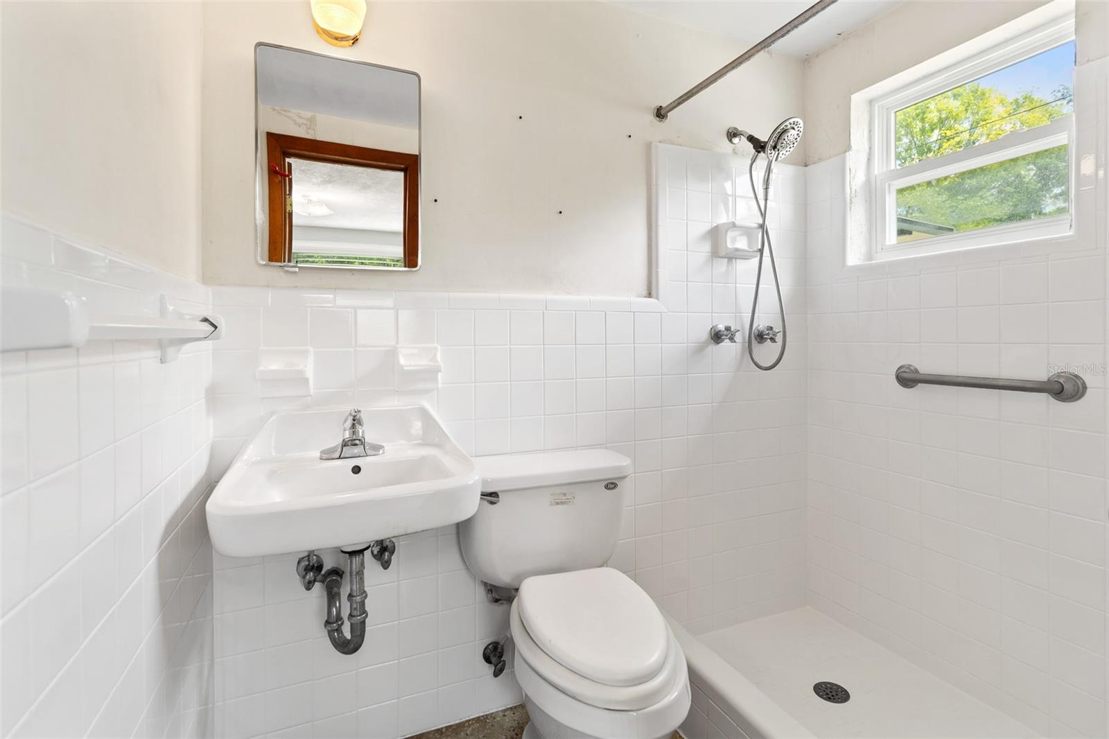 Image 22 of 41 For 17351 243rd Street
