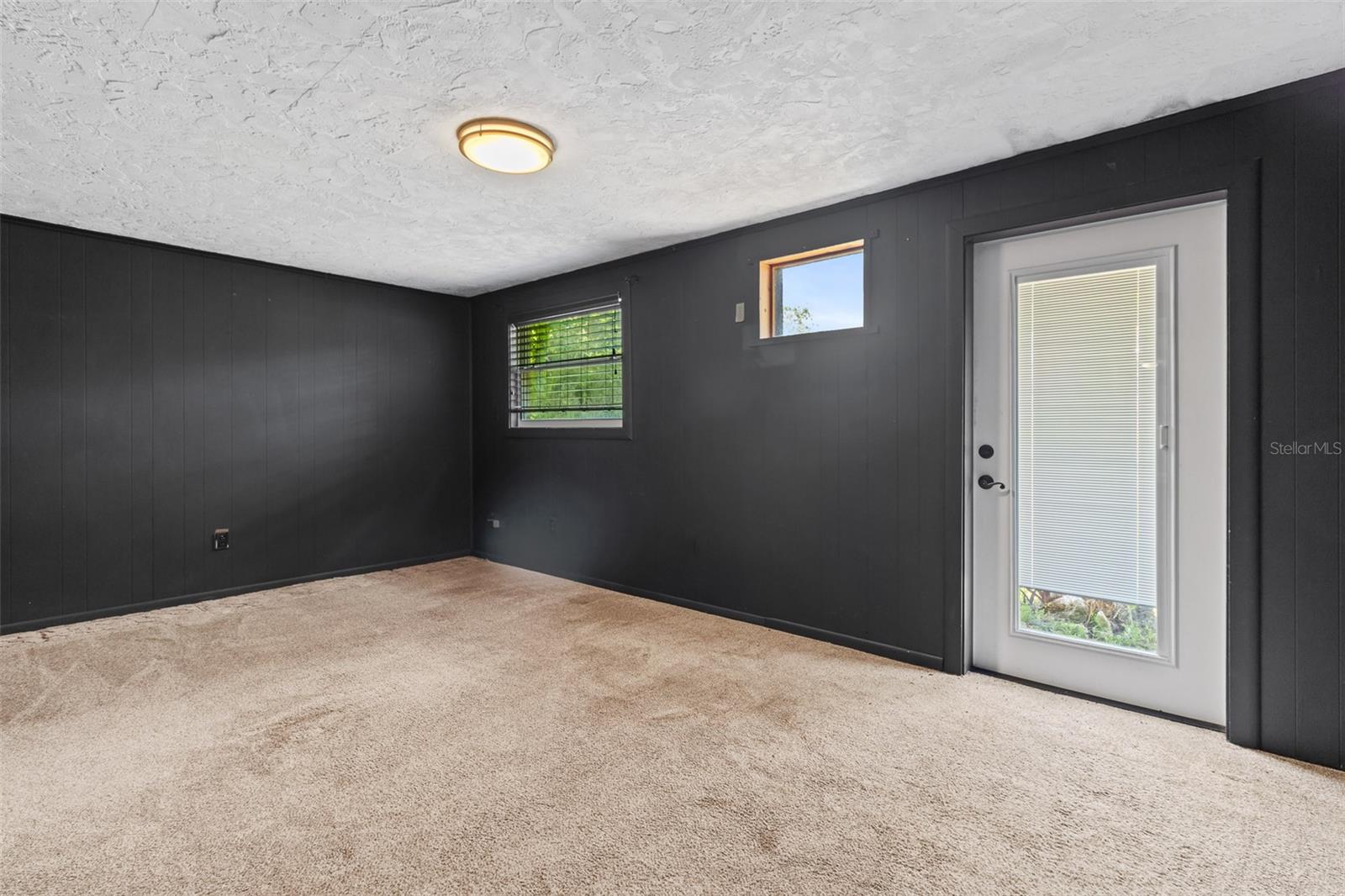 Image 24 of 41 For 17351 243rd Street