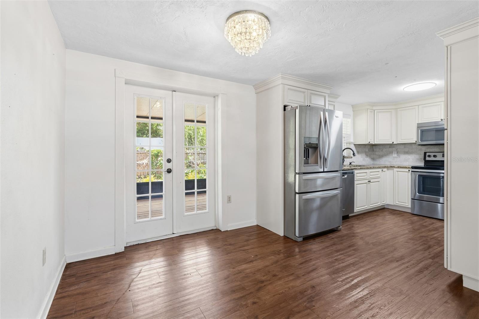 Image 28 of 41 For 17351 243rd Street