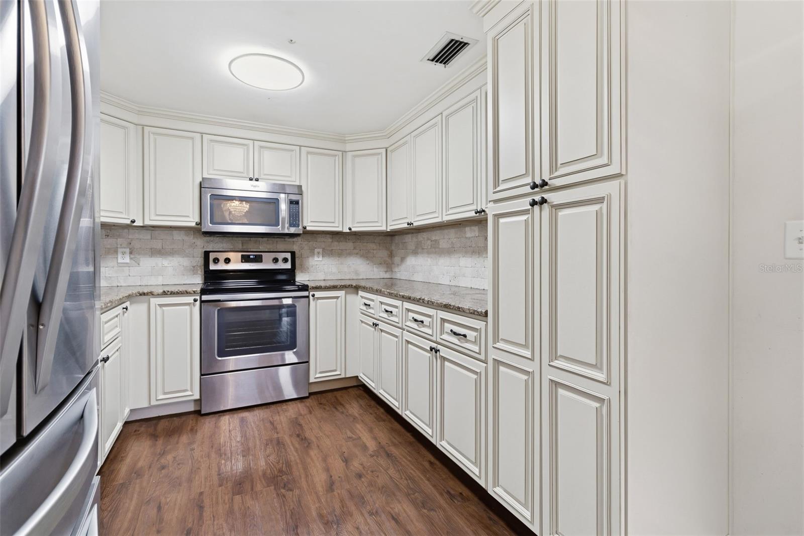 Image 30 of 41 For 17351 243rd Street