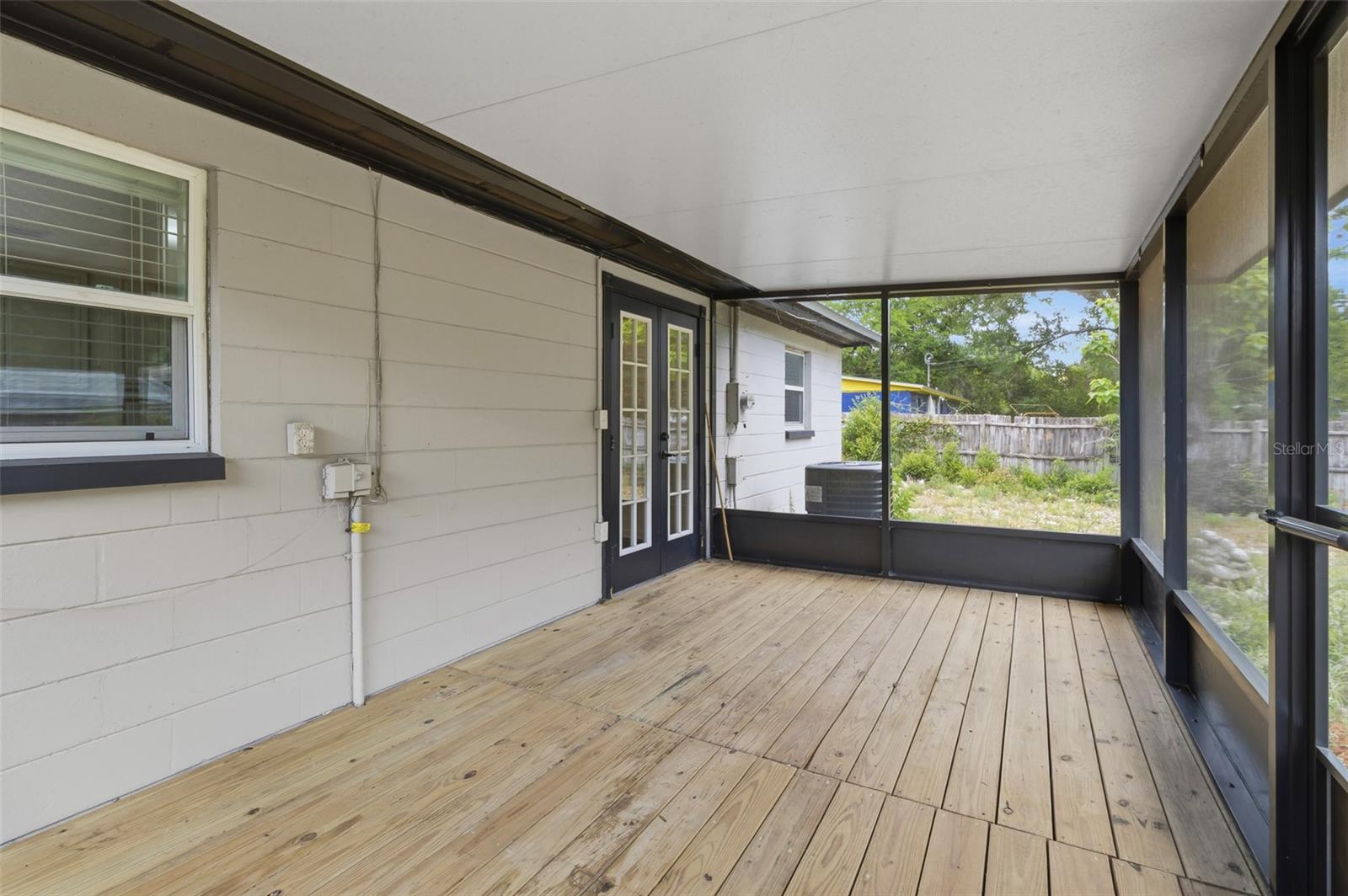 Image 33 of 41 For 17351 243rd Street