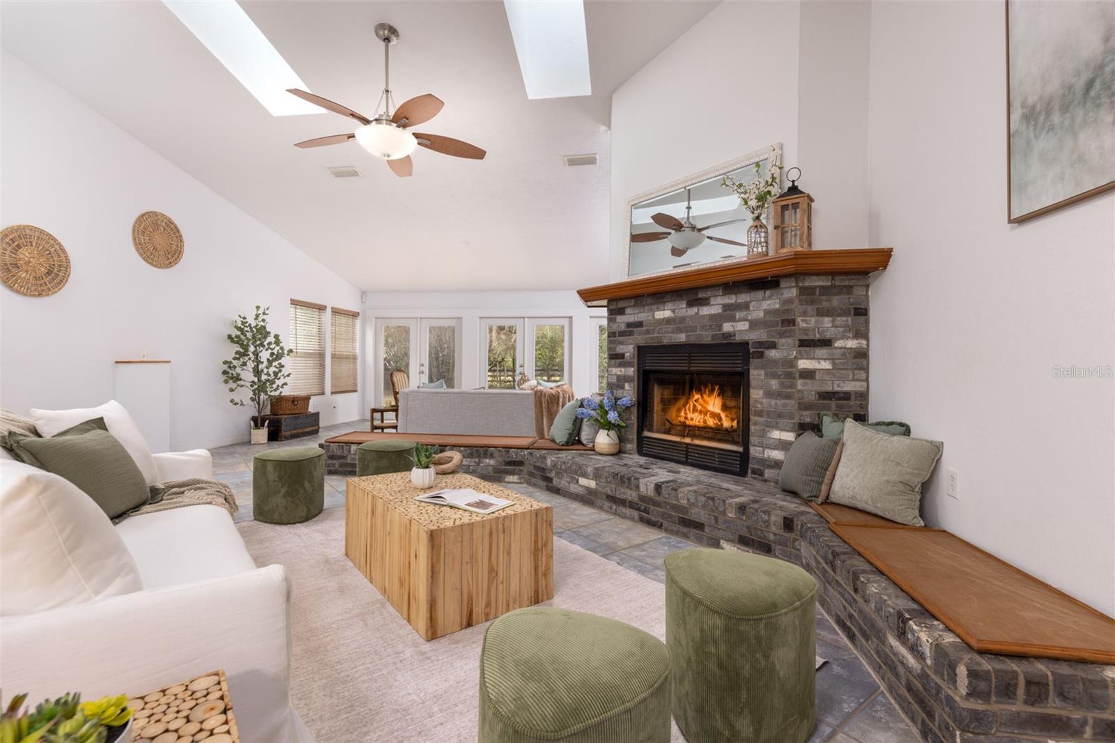 Image 2 of 41 For 818 202nd Street