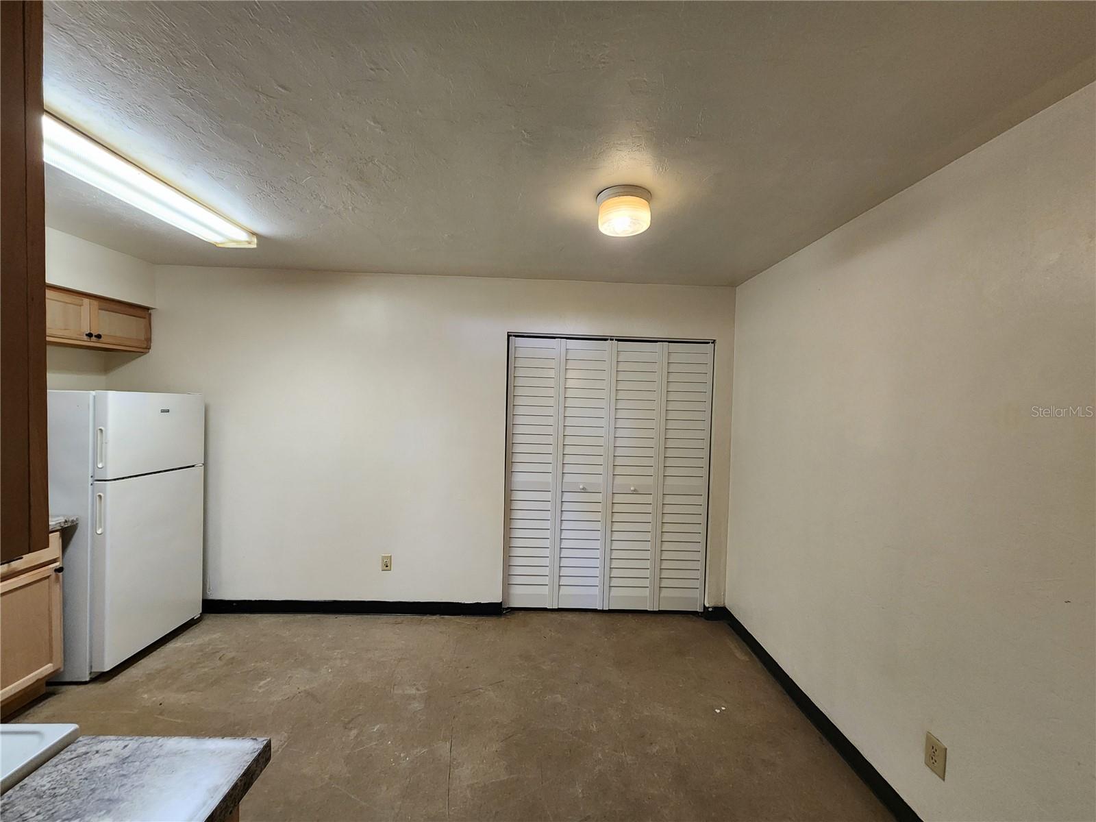 Image 8 of 9 For 5817 23 Terrace 1