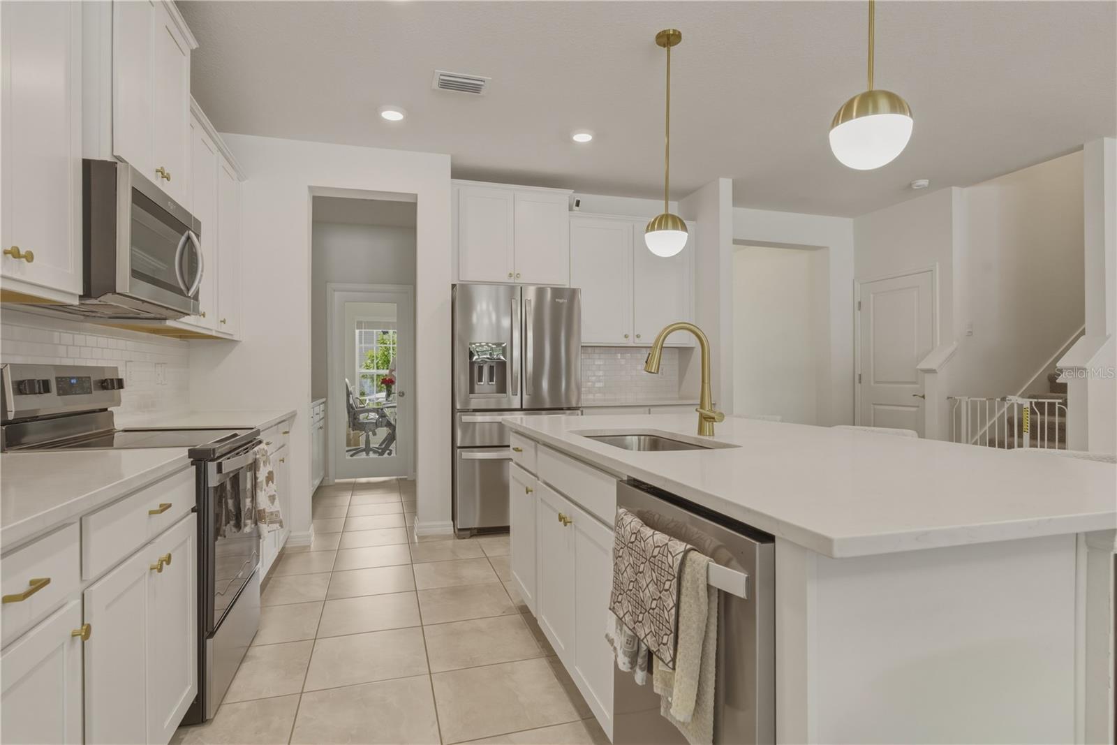Image 12 of 31 For 17664 173rd Road