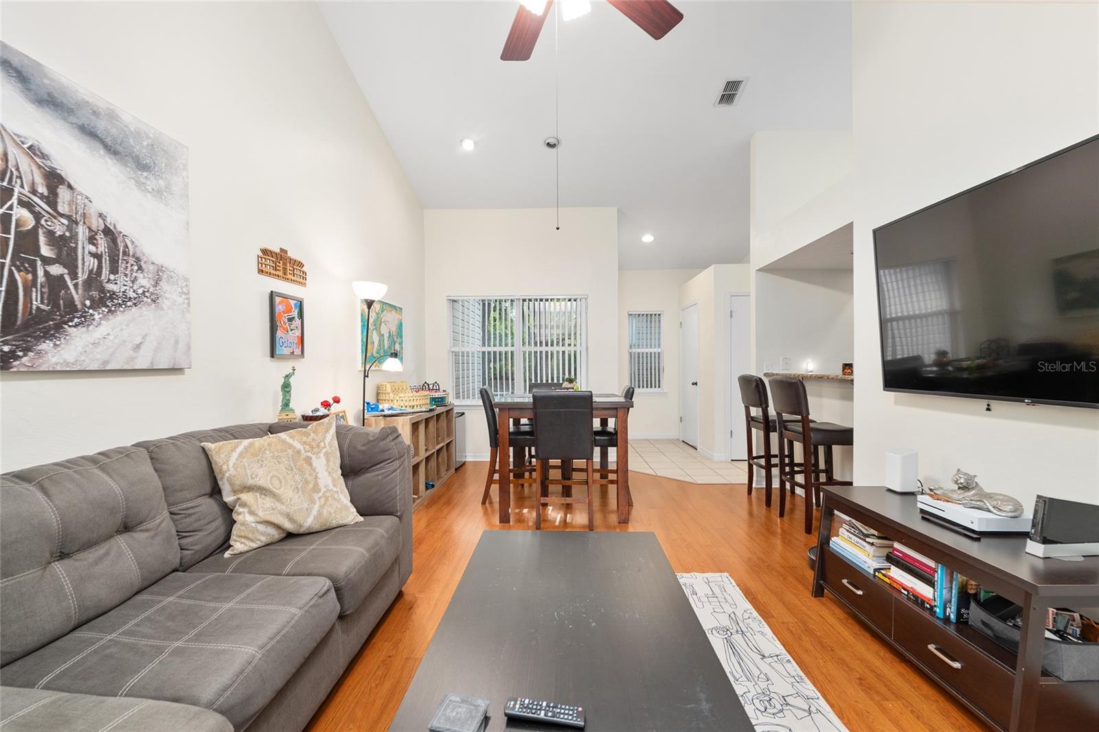 Image 10 of 41 For 4700 Archer Road 112