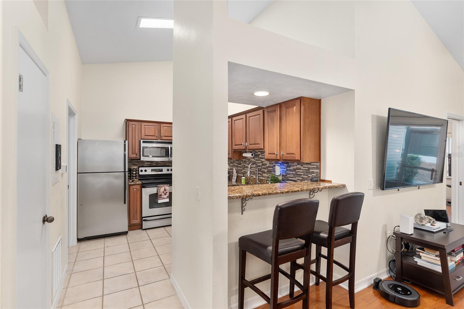 Image 15 of 41 For 4700 Archer Road 112