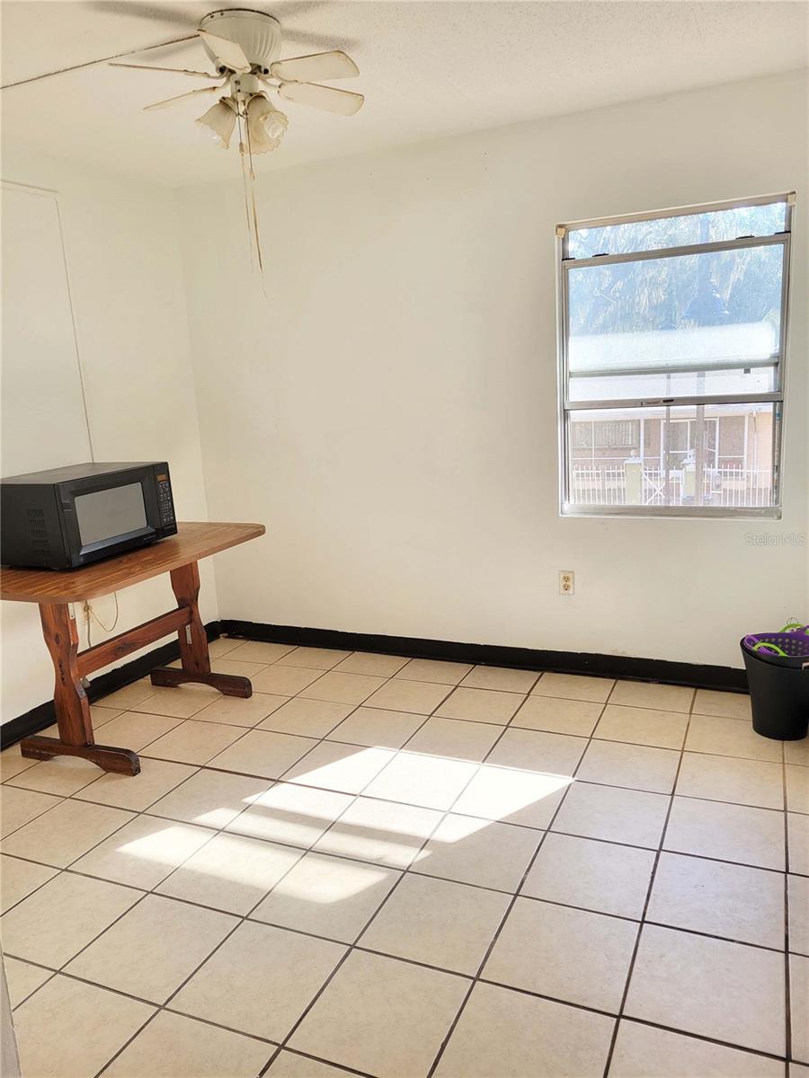 Image 10 of 15 For 914 8th Avenue 26