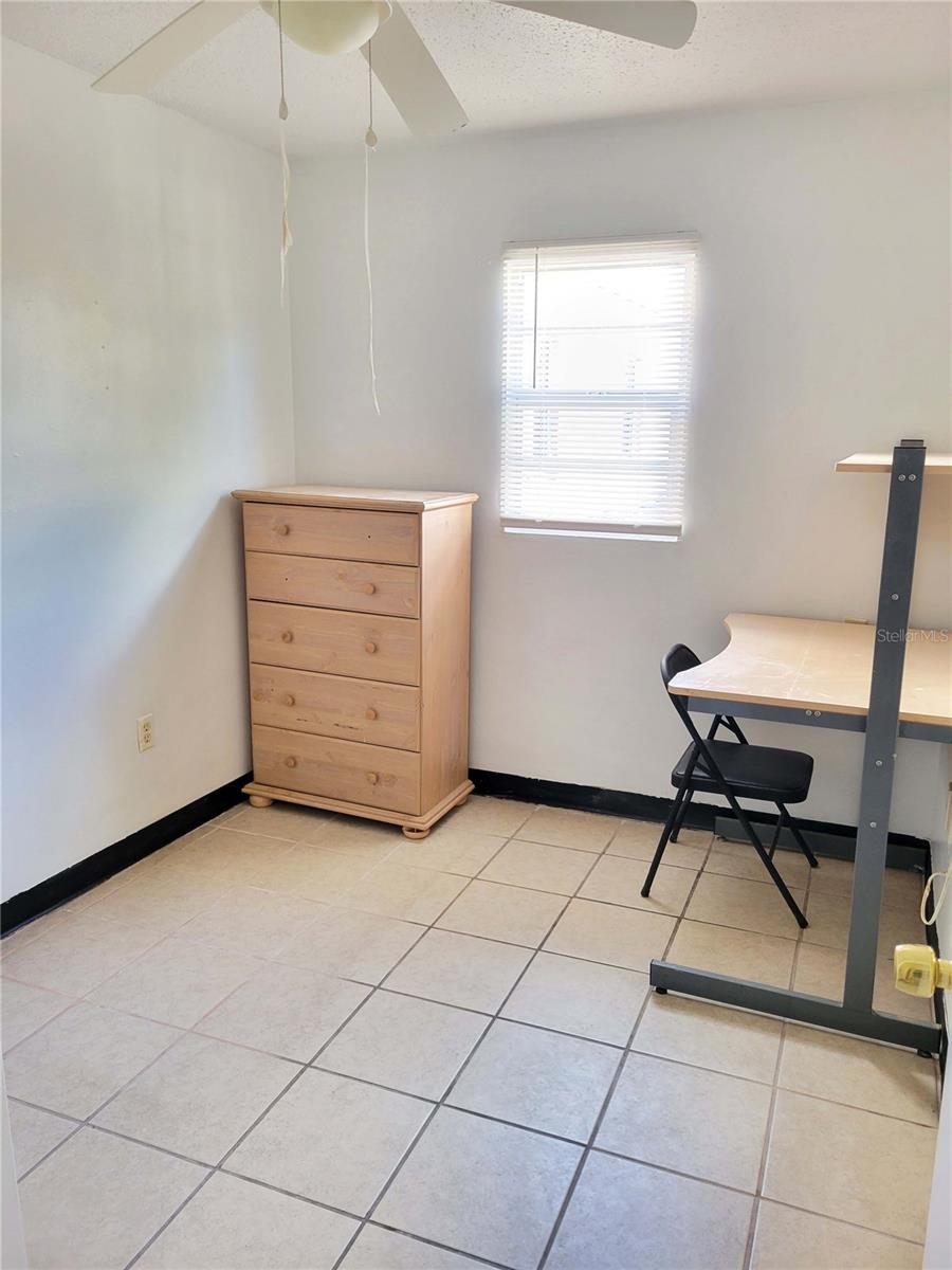 Image 7 of 15 For 914 8th Avenue 26