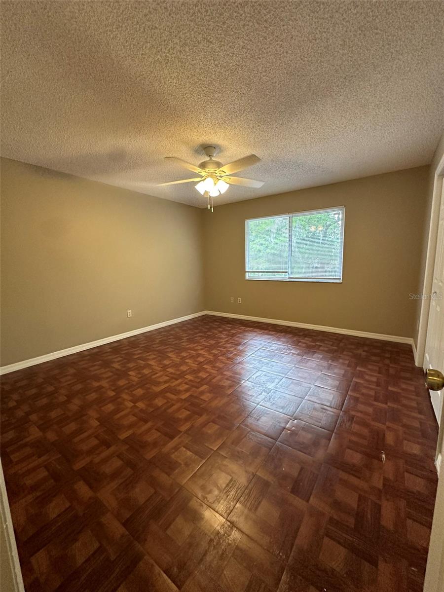 Image 14 of 21 For 2422 4th Terrace