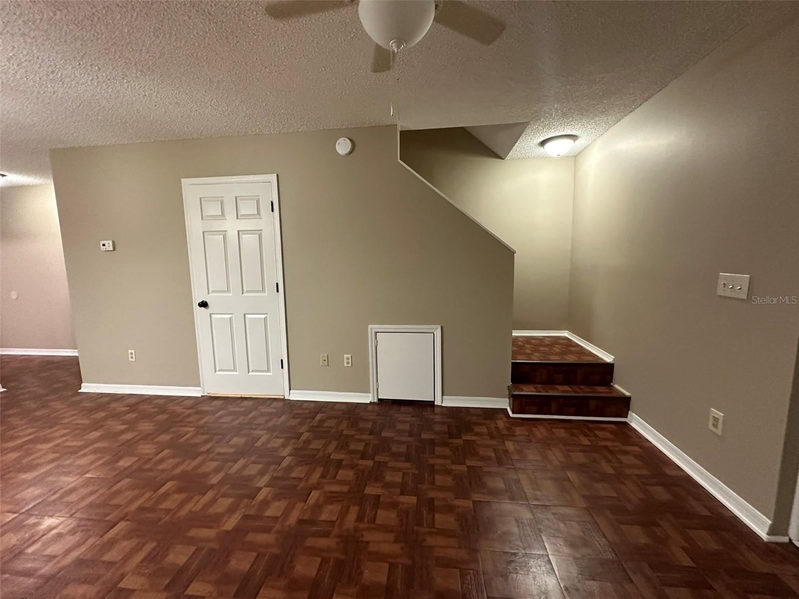 Image 9 of 21 For 2422 4th Terrace