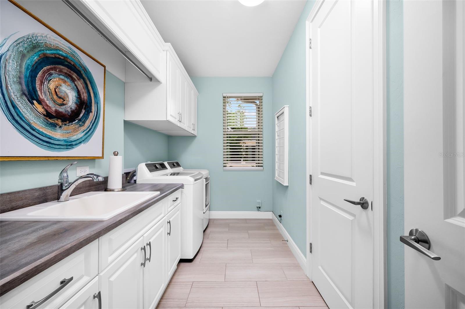 Listing photo id 22 for 3024 111th Way