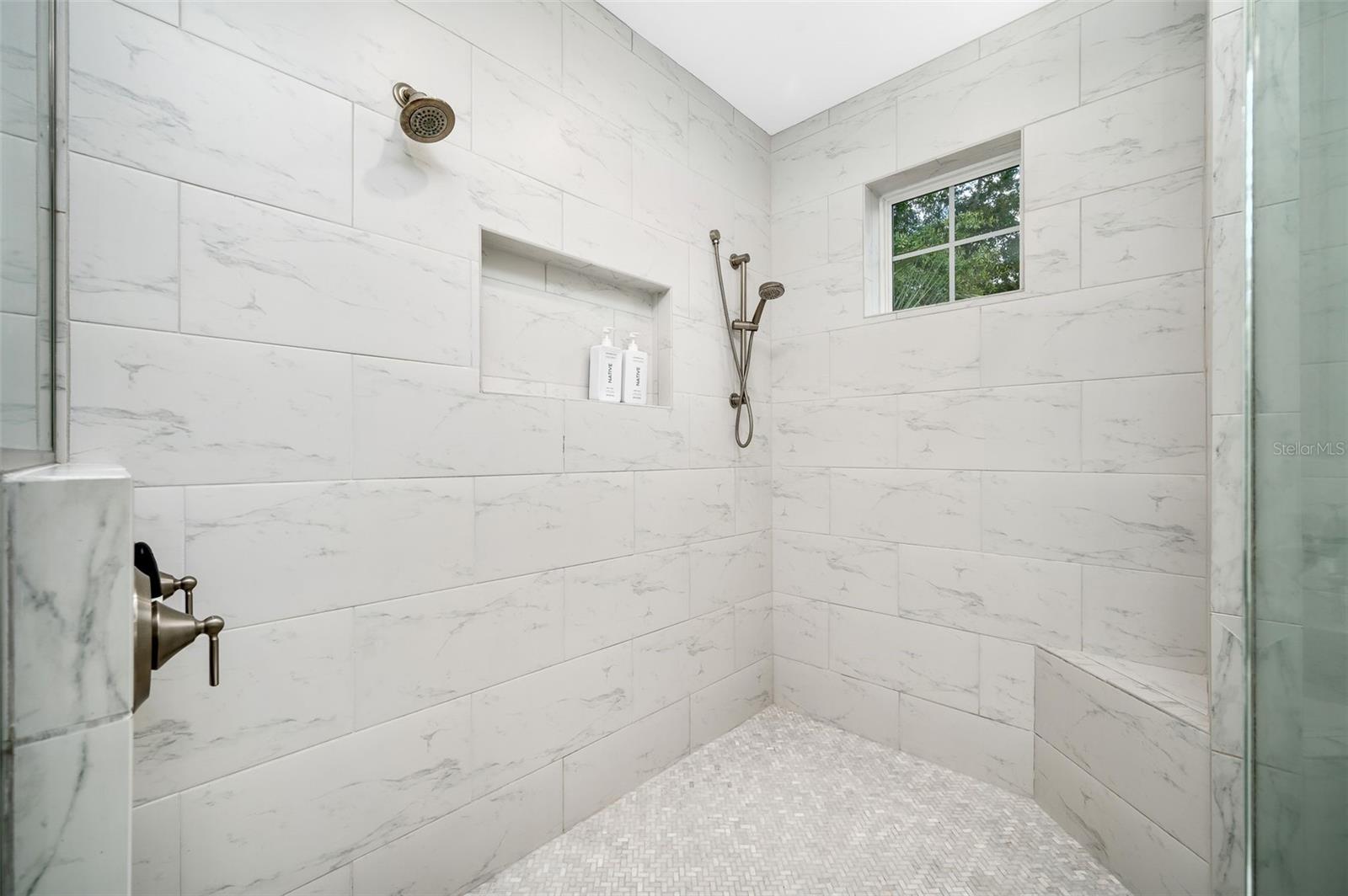 Listing photo id 27 for 3024 111th Way