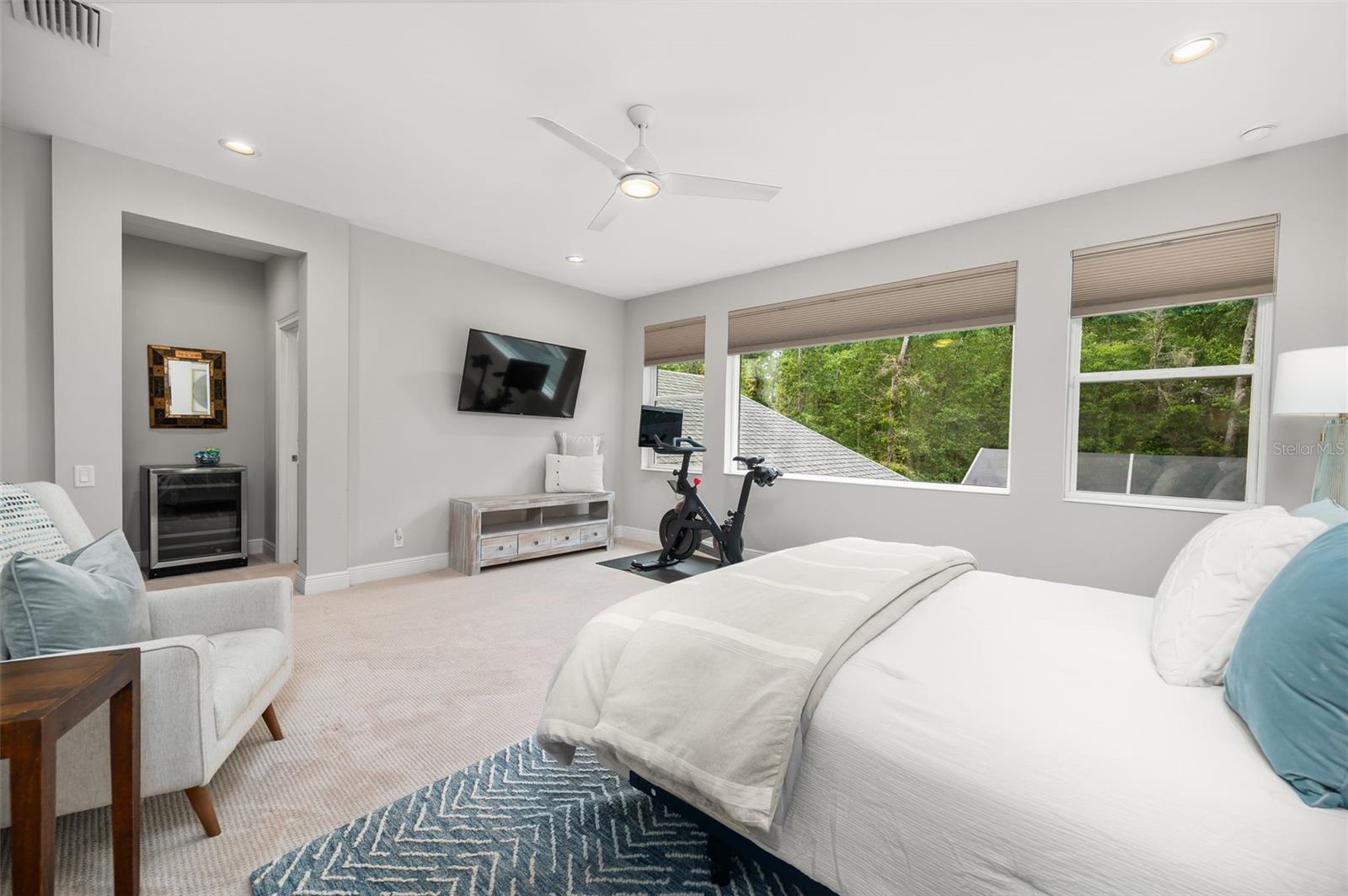 Listing photo id 31 for 3024 111th Way
