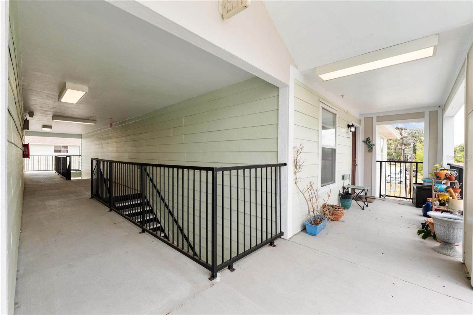 Image 3 of 32 For 2360 Archer Road 811