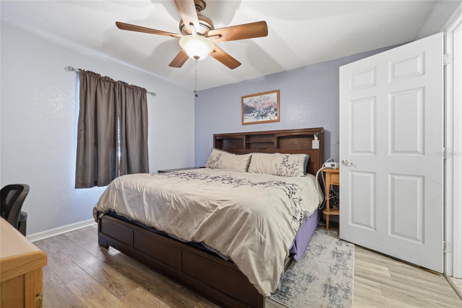 Listing photo id 14 for 399 899th Street