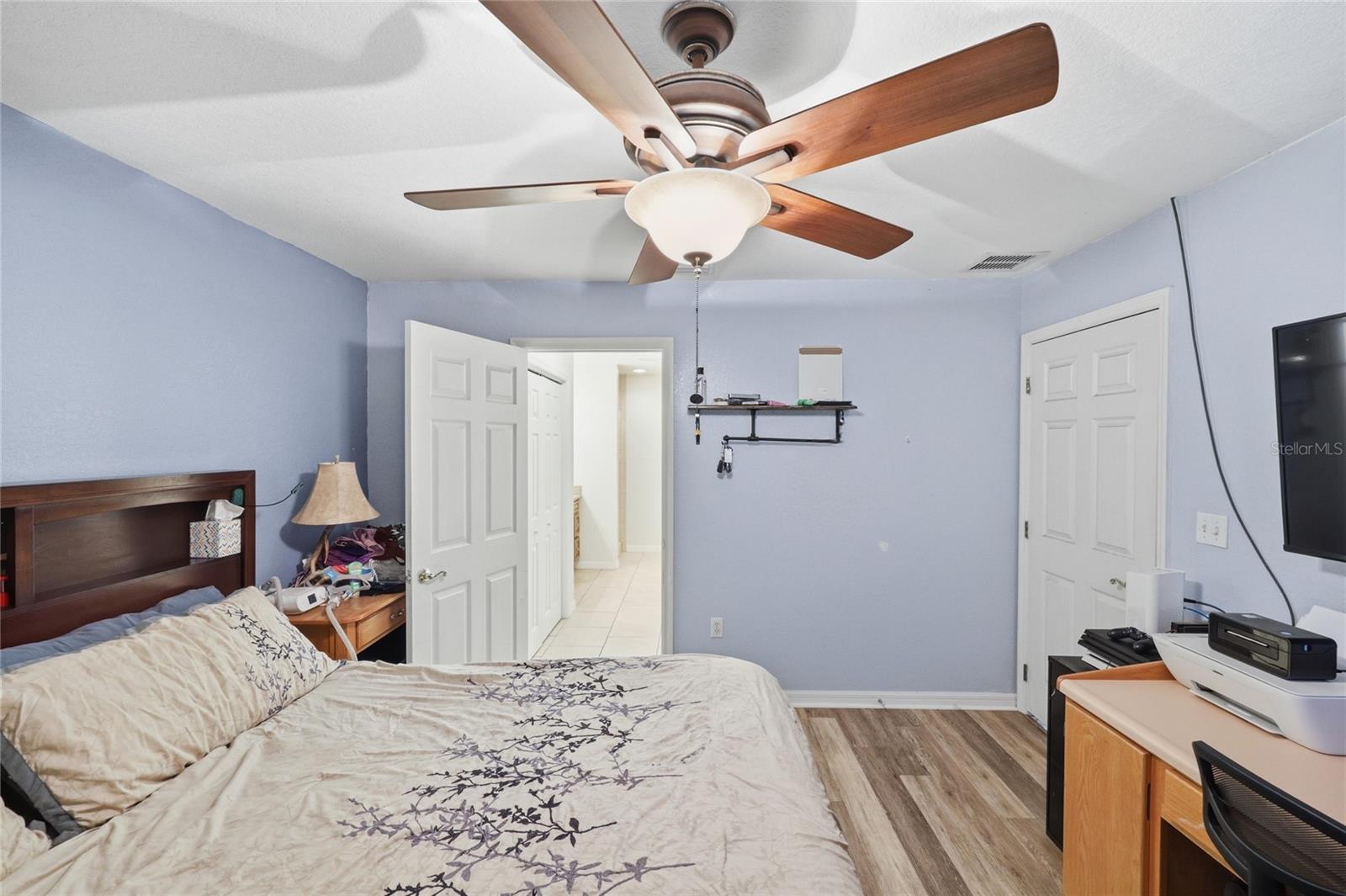 Listing photo id 17 for 399 899th Street
