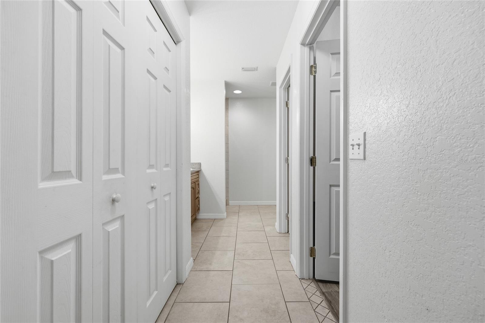 Listing photo id 18 for 399 899th Street