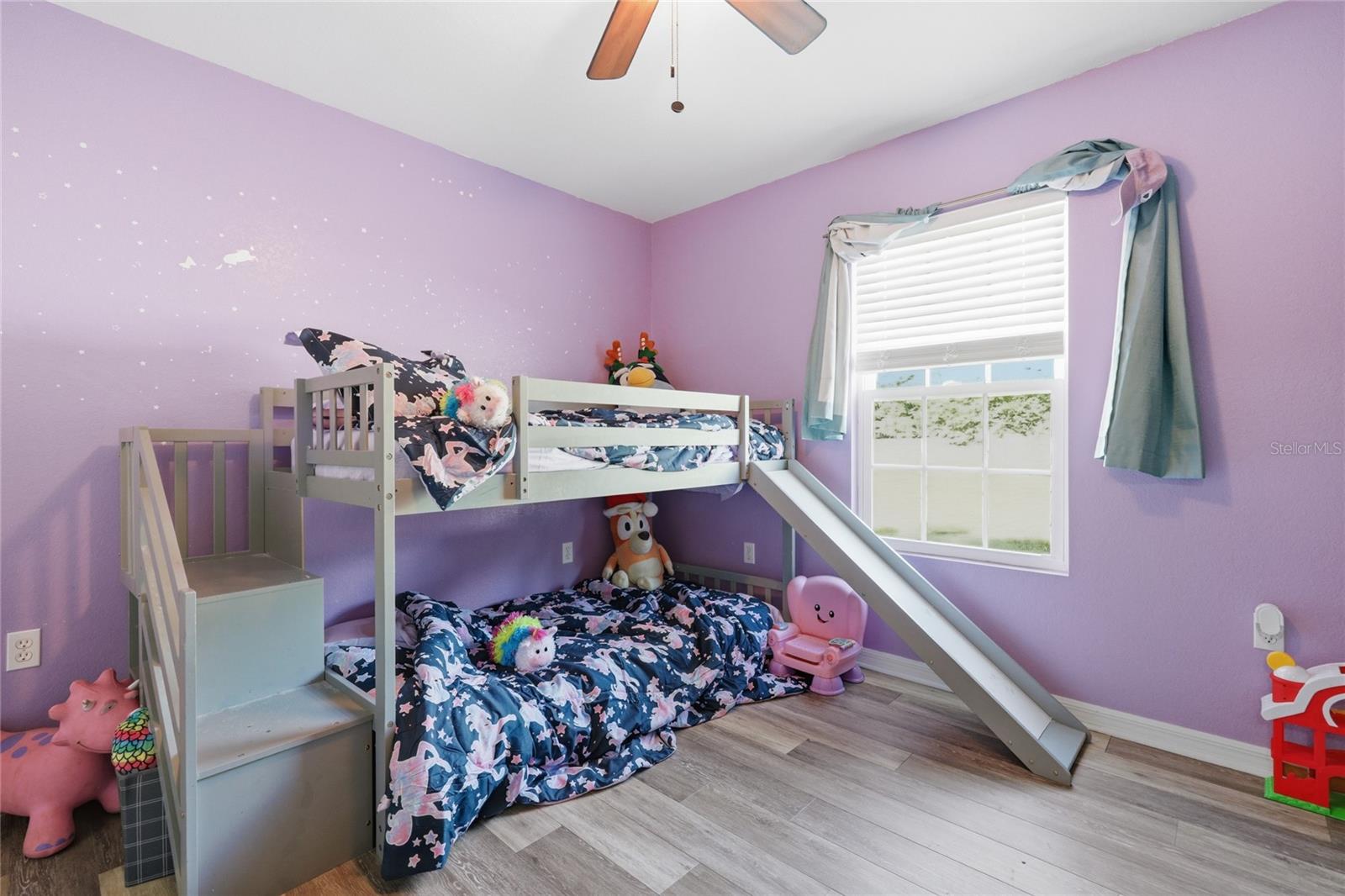 Listing photo id 32 for 399 899th Street