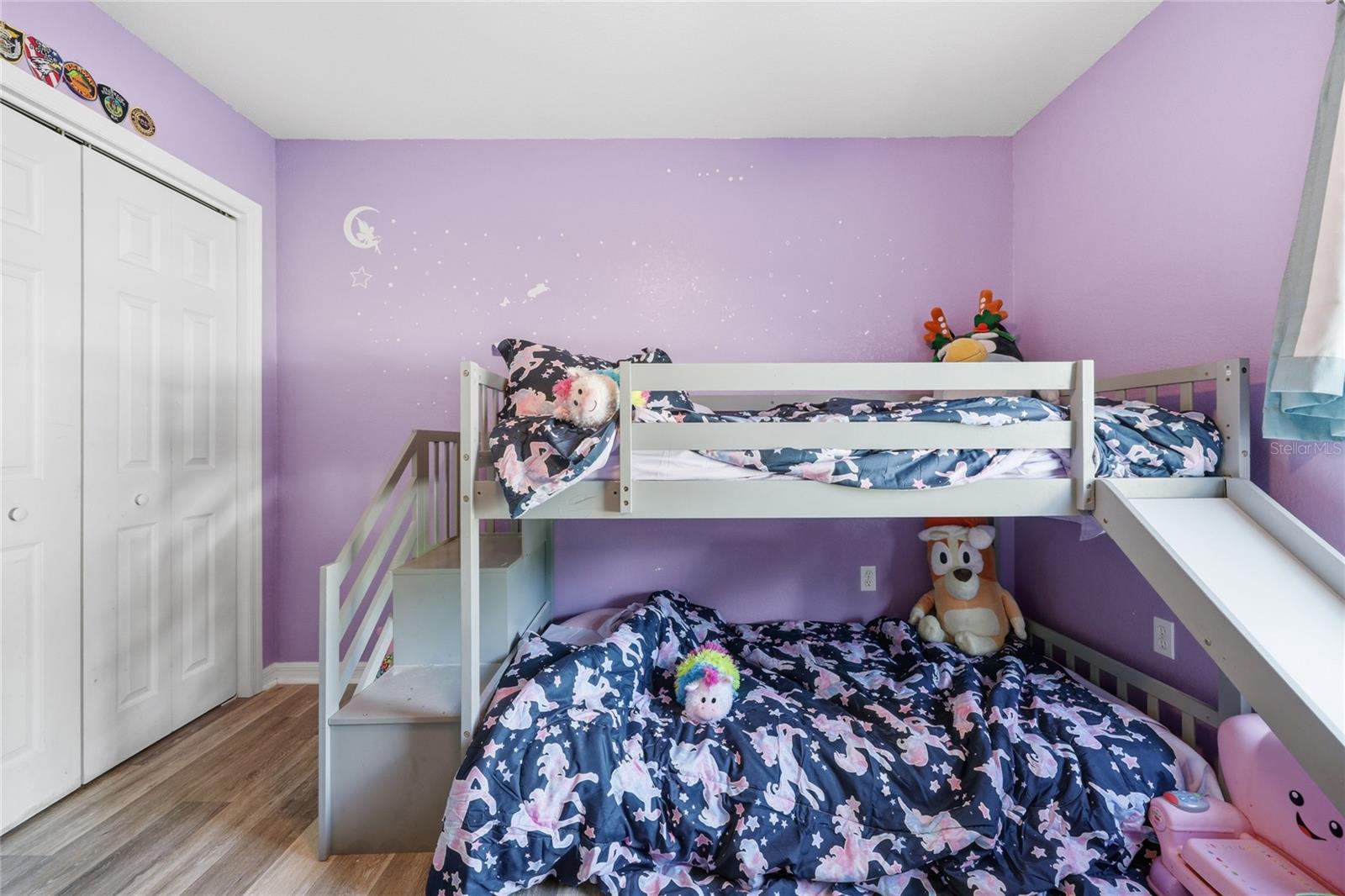 Listing photo id 33 for 399 899th Street