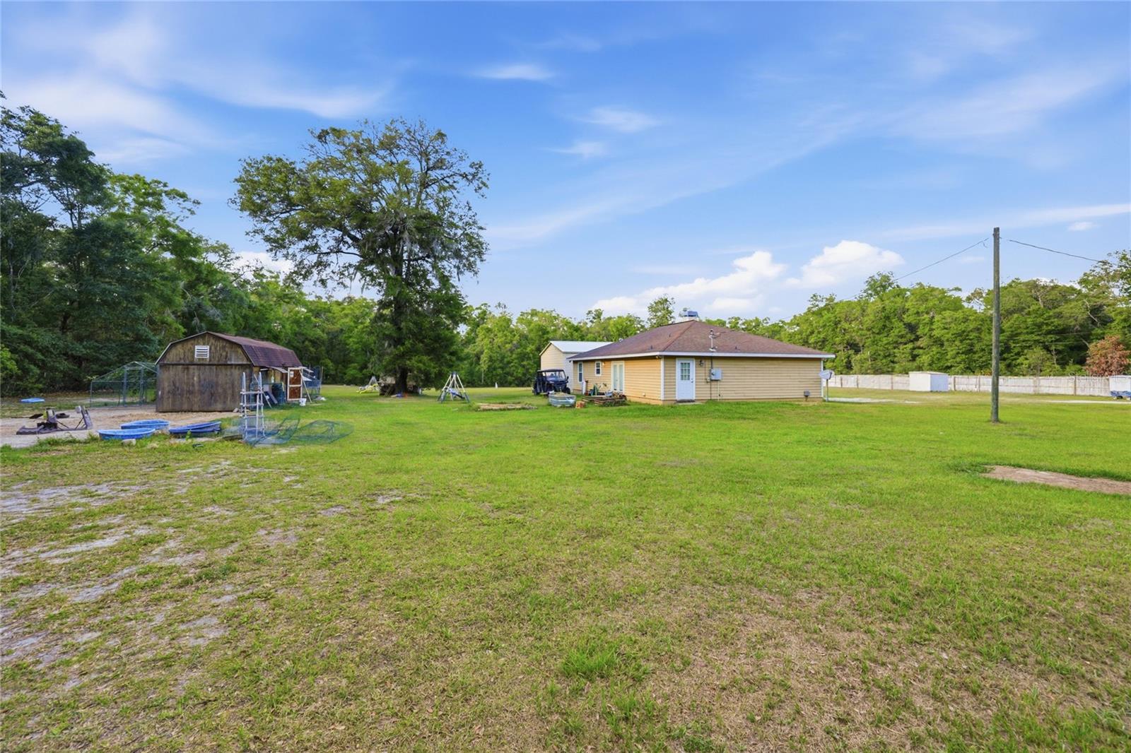 Listing photo id 41 for 399 899th Street