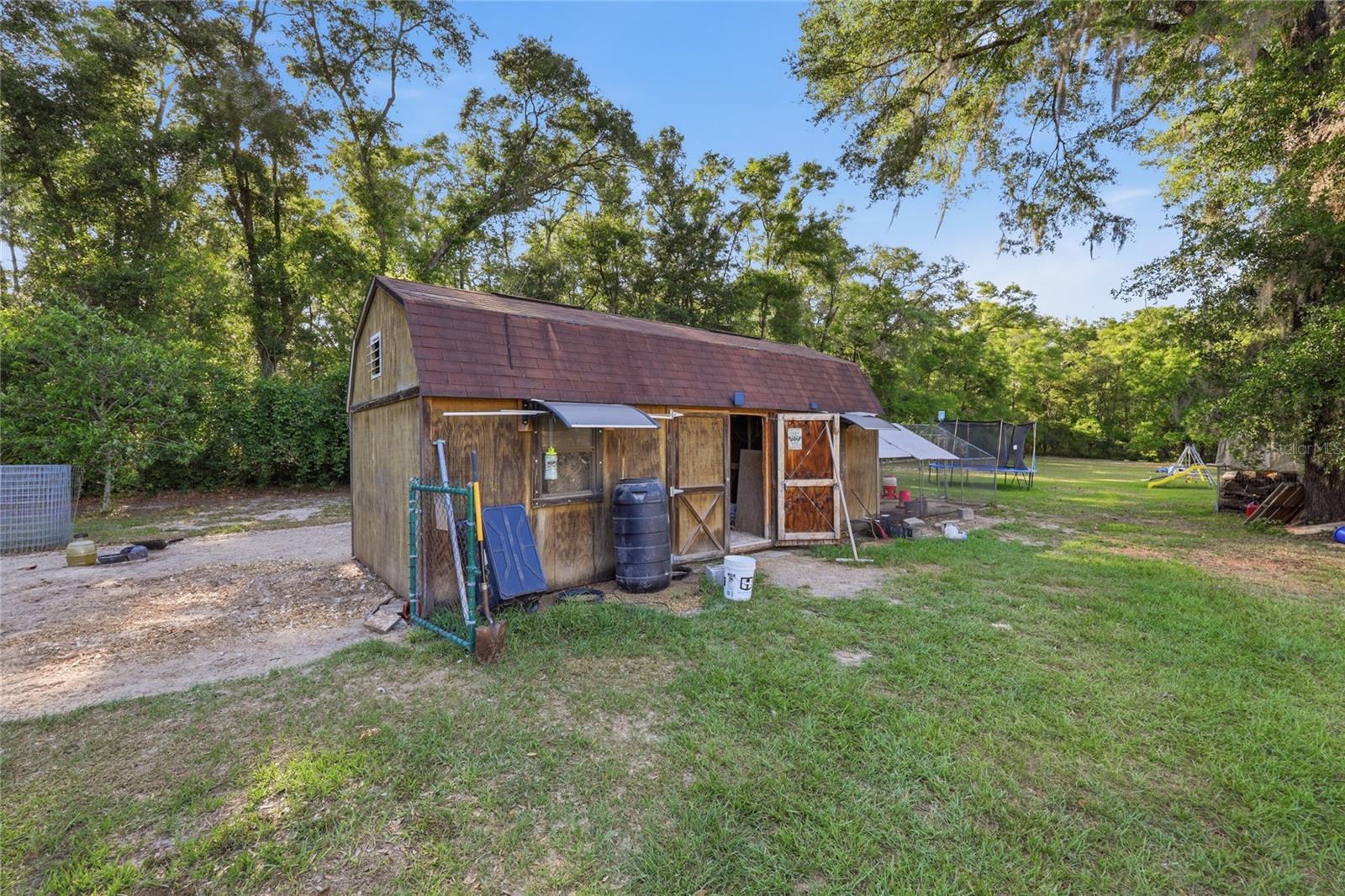 Listing photo id 42 for 399 899th Street