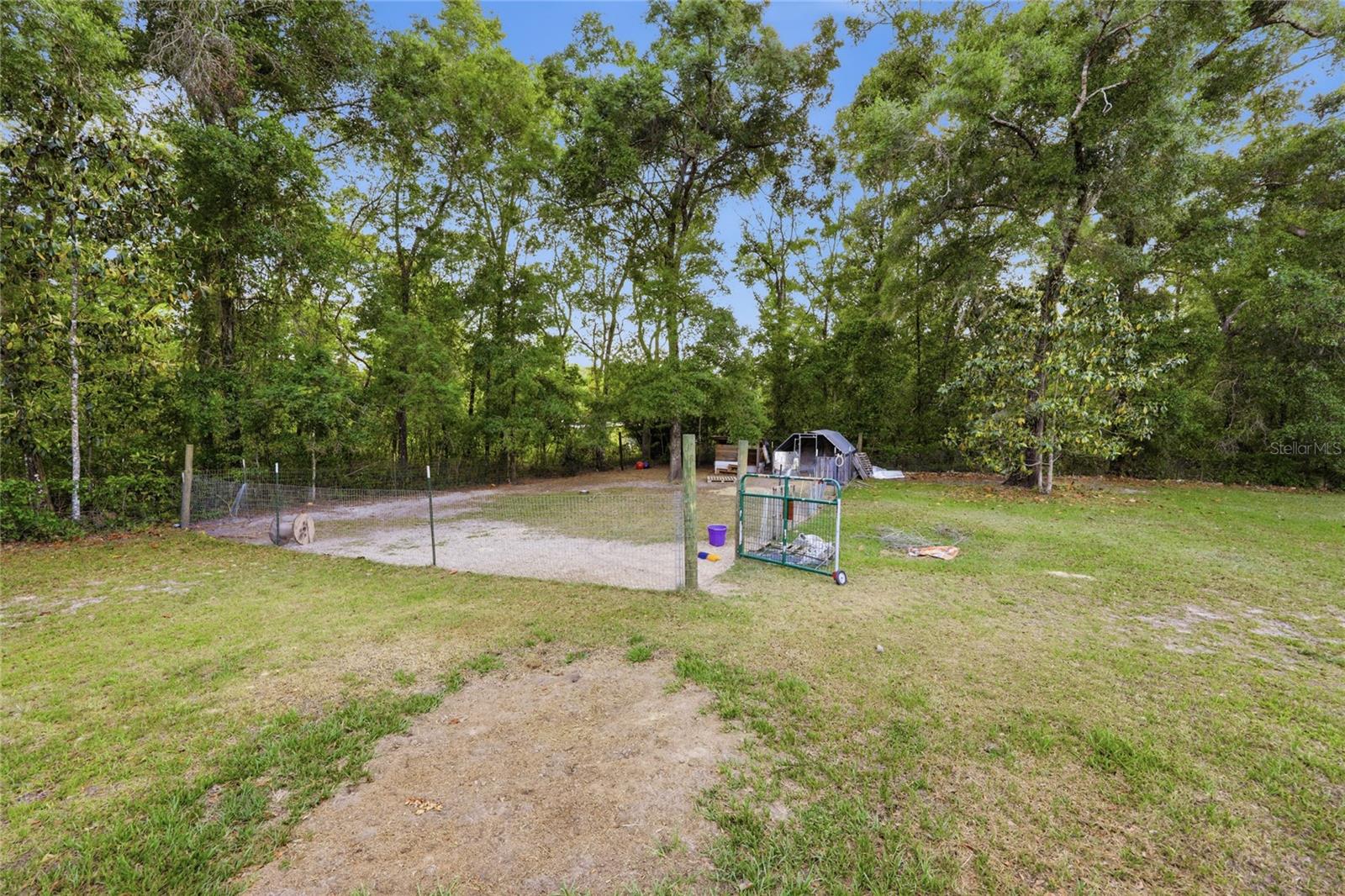 Listing photo id 44 for 399 899th Street