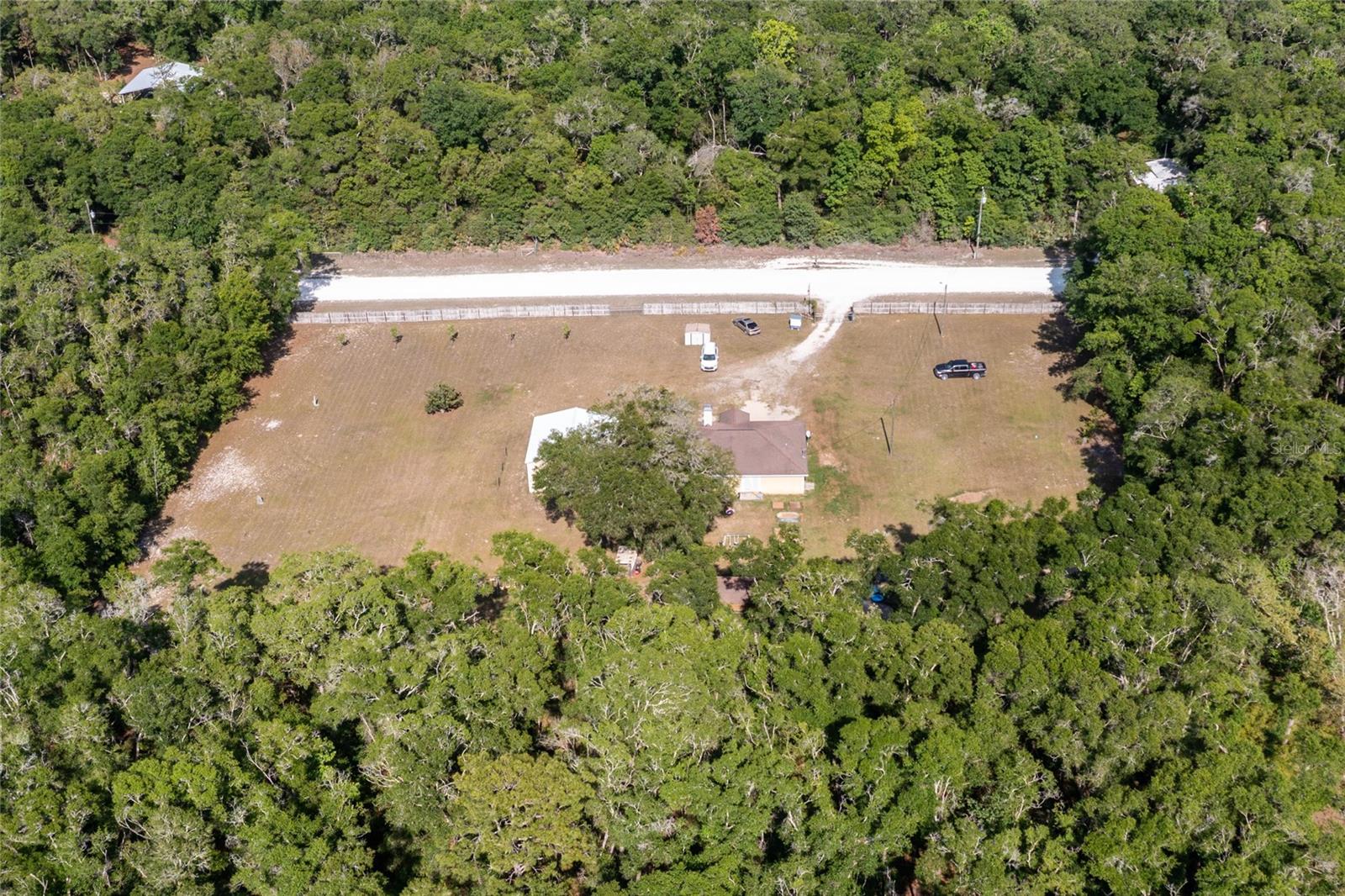 Listing photo id 48 for 399 899th Street