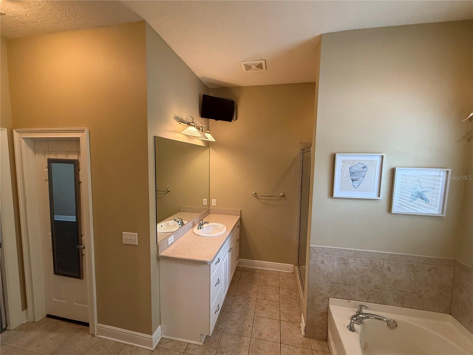 Image 9 of 11 For 16747 167th Place