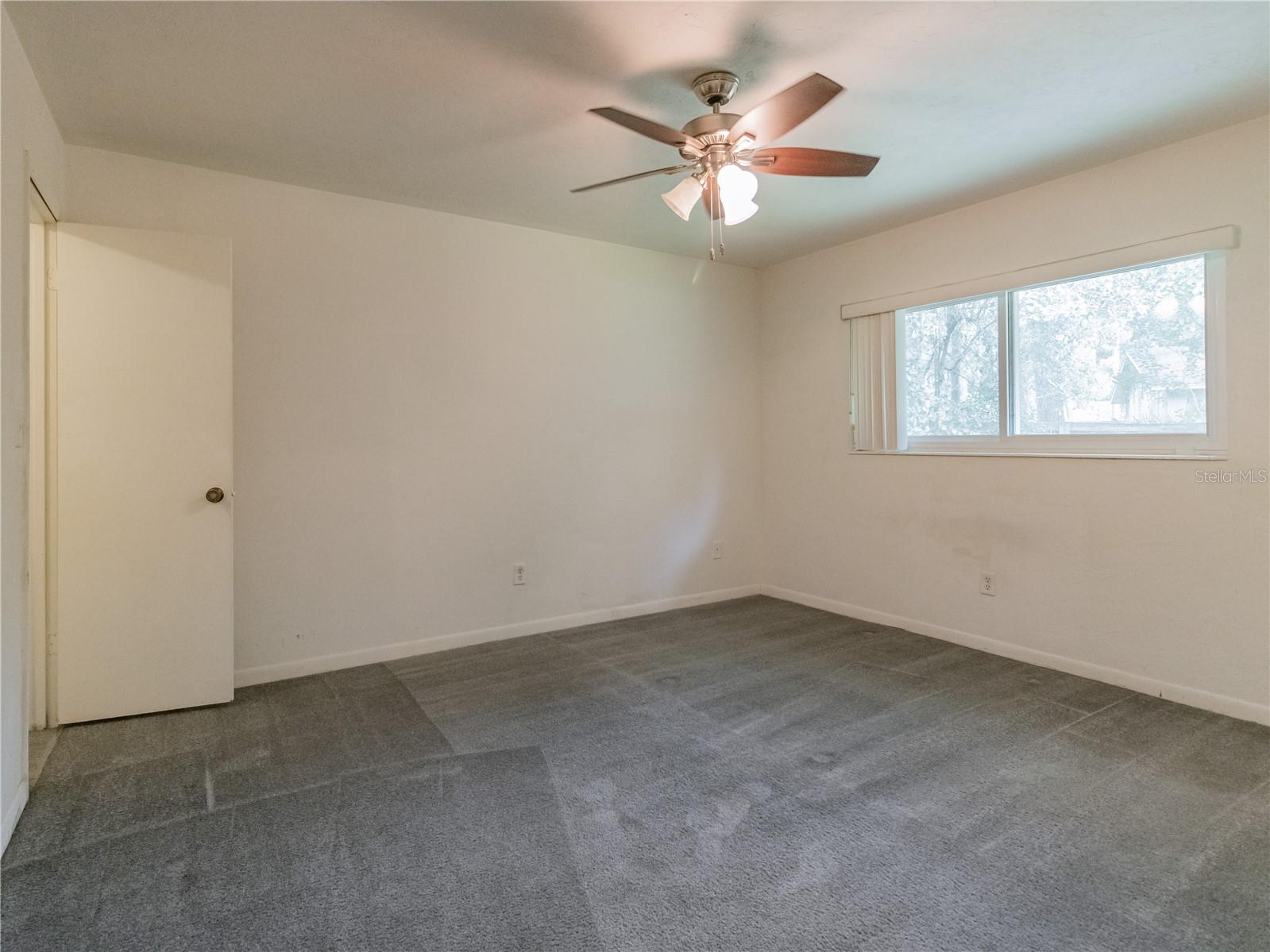 Image 12 of 14 For 2440 54th Avenue