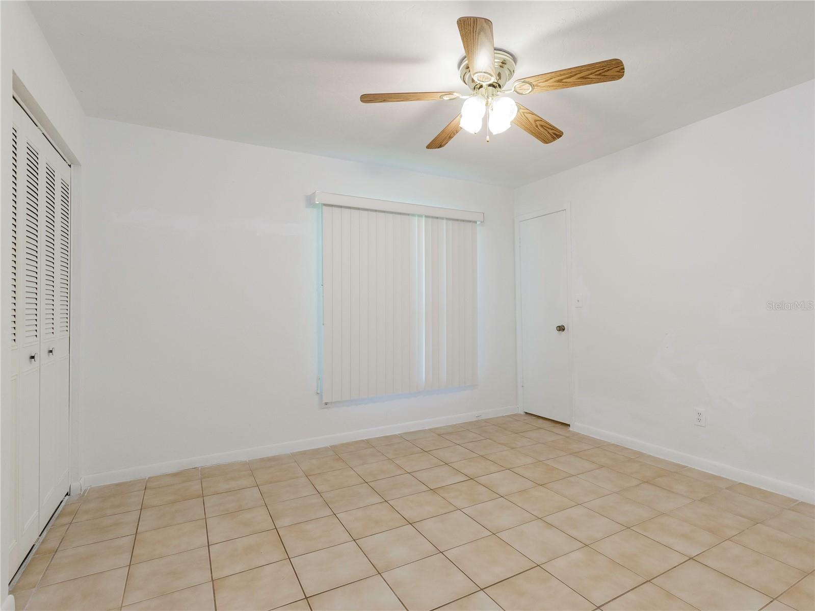 Image 6 of 14 For 2440 54th Avenue